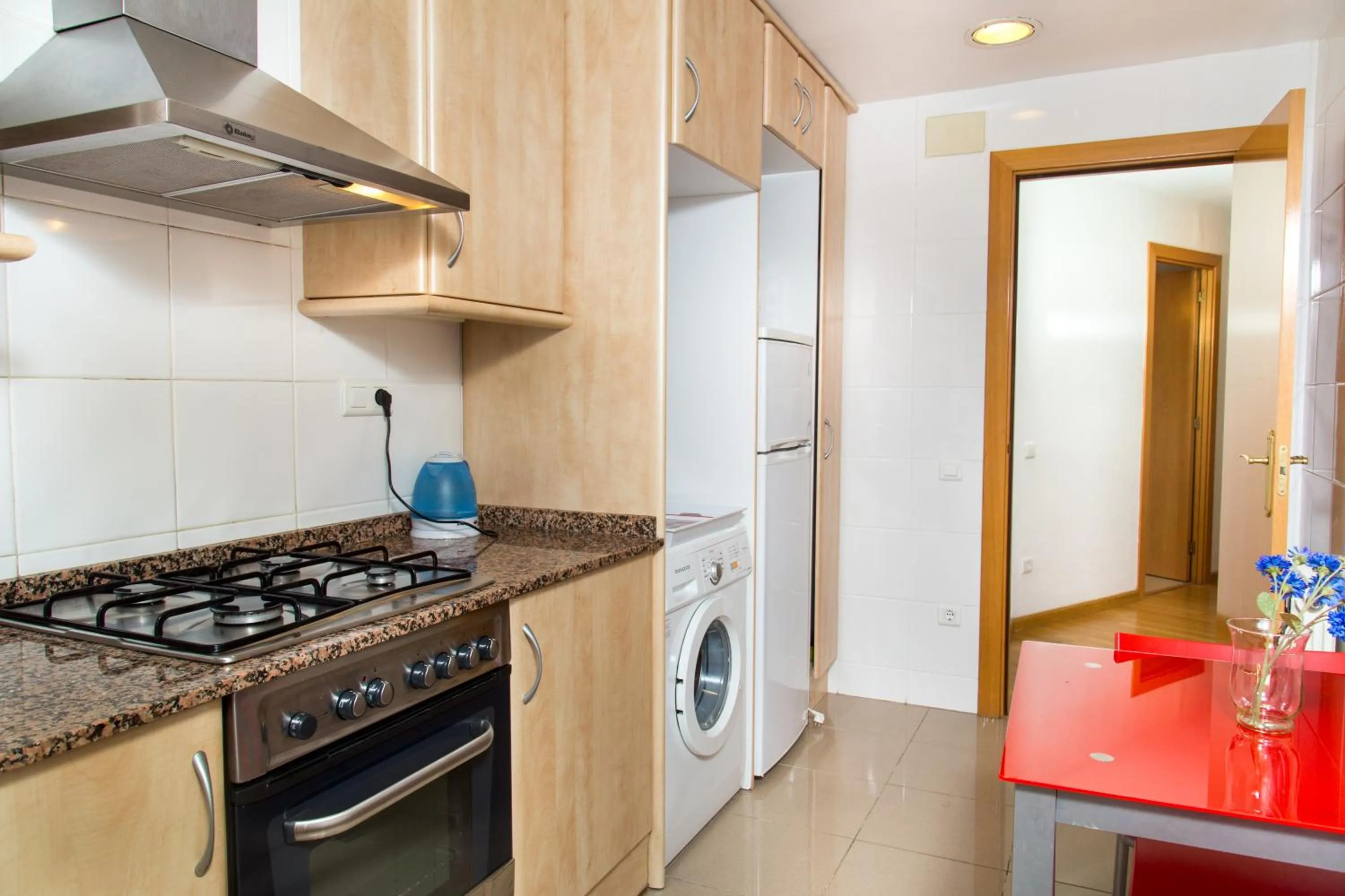 Kitchen or kitchenette in New & Sunny Apartment