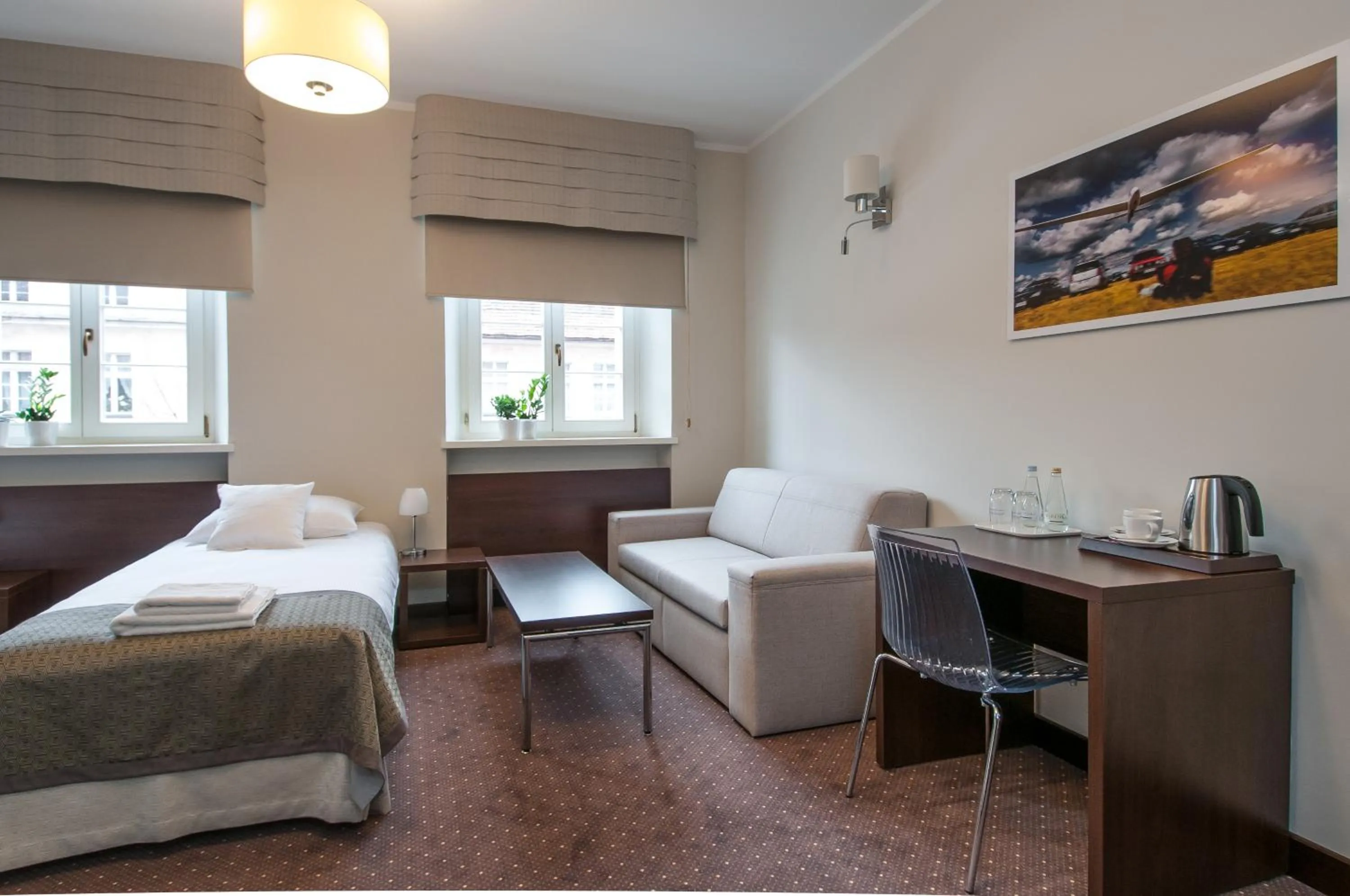 Photo of the whole room, Bed in B&B Wieniawa PARKING I ŚNIADANIE W CENIE! BREAKFAST AND PARKING INCLUDED!