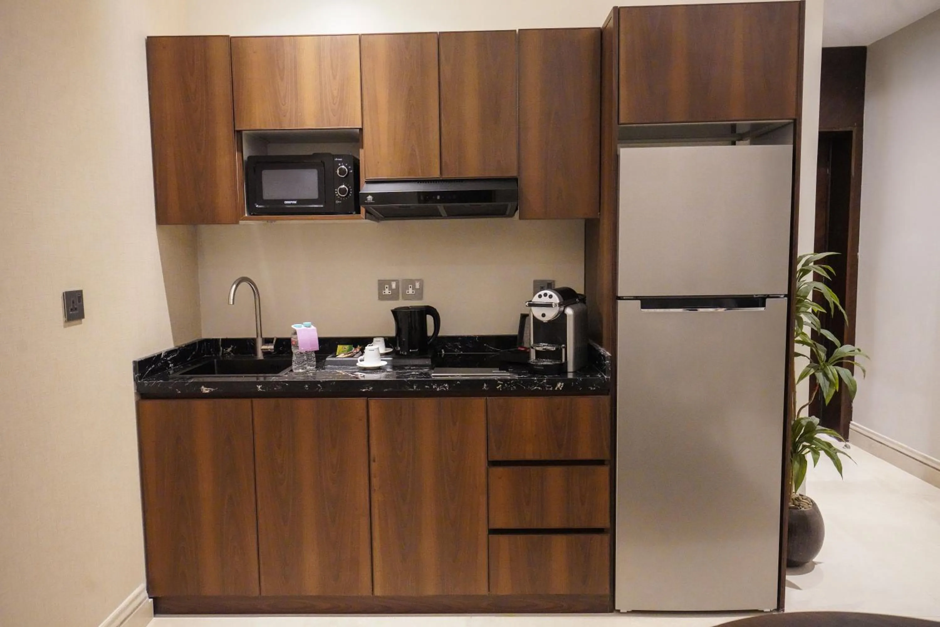 Kitchen or kitchenette in Tura Residence Olaya - ترى للشقق المخدومة العليا