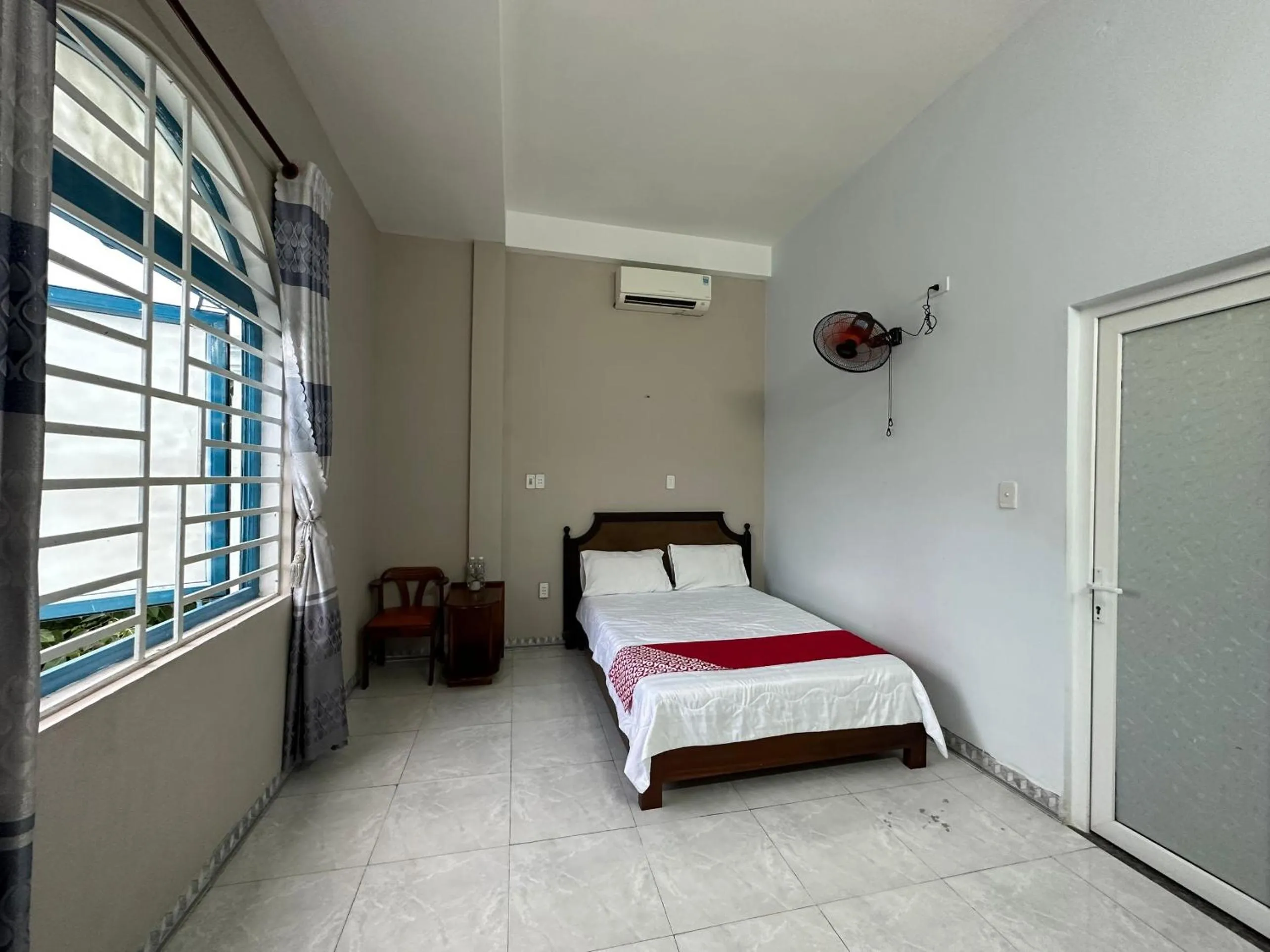 Bedroom, Bed in OYO 1187 Suoi Da Motel