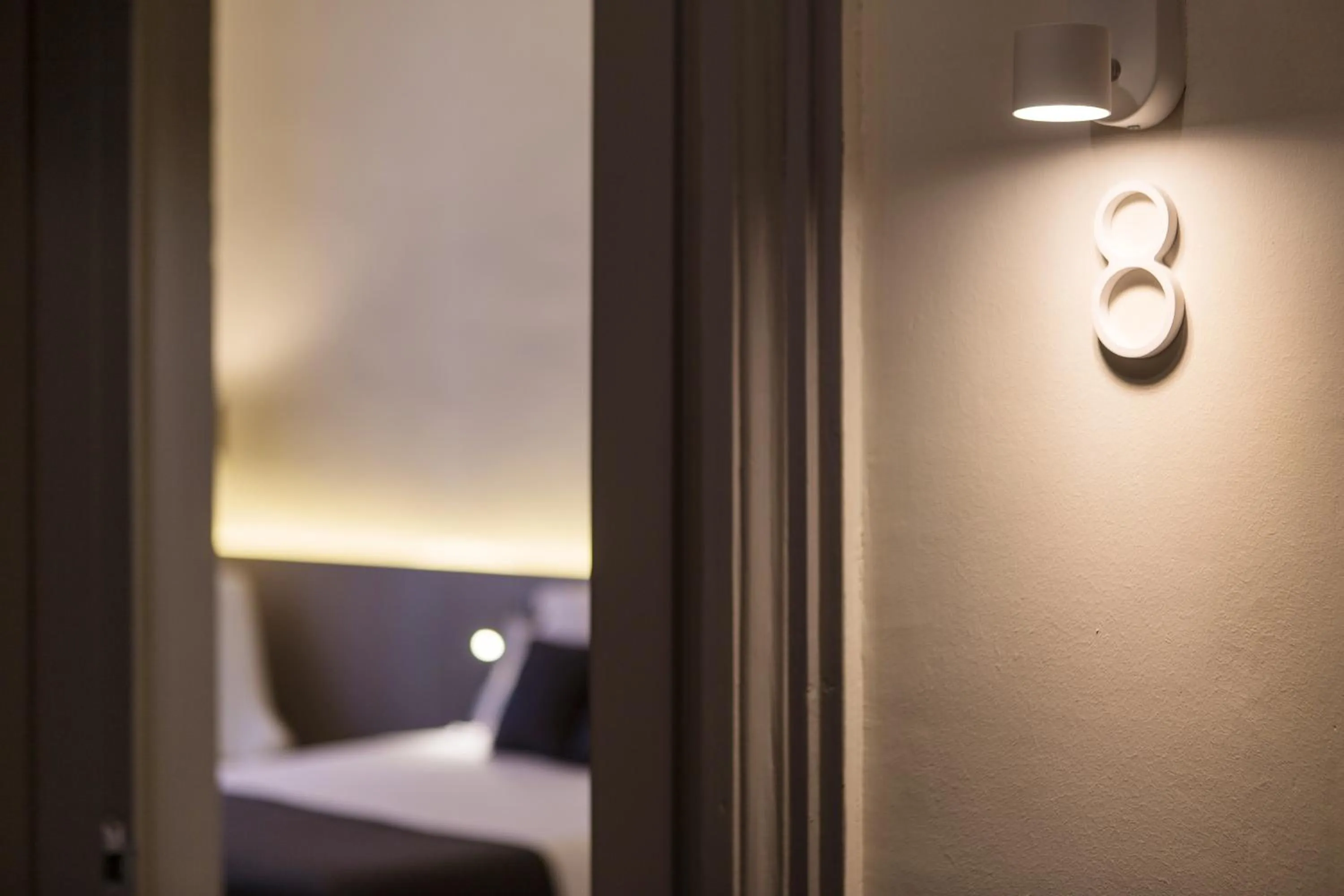 Decorative detail, Bed in Izaila Plaza Catalunya