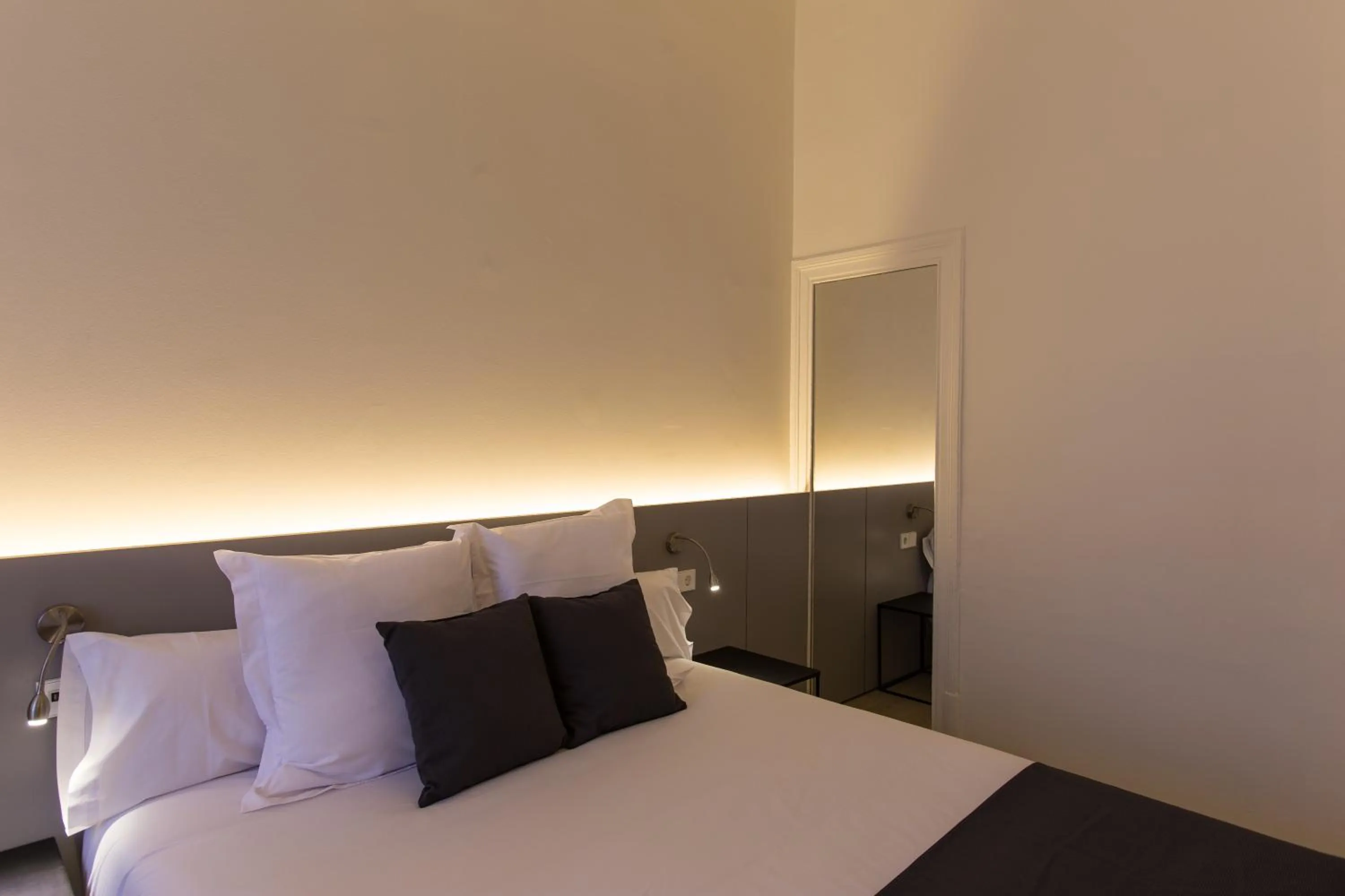 Bed in Izaila Plaza Catalunya