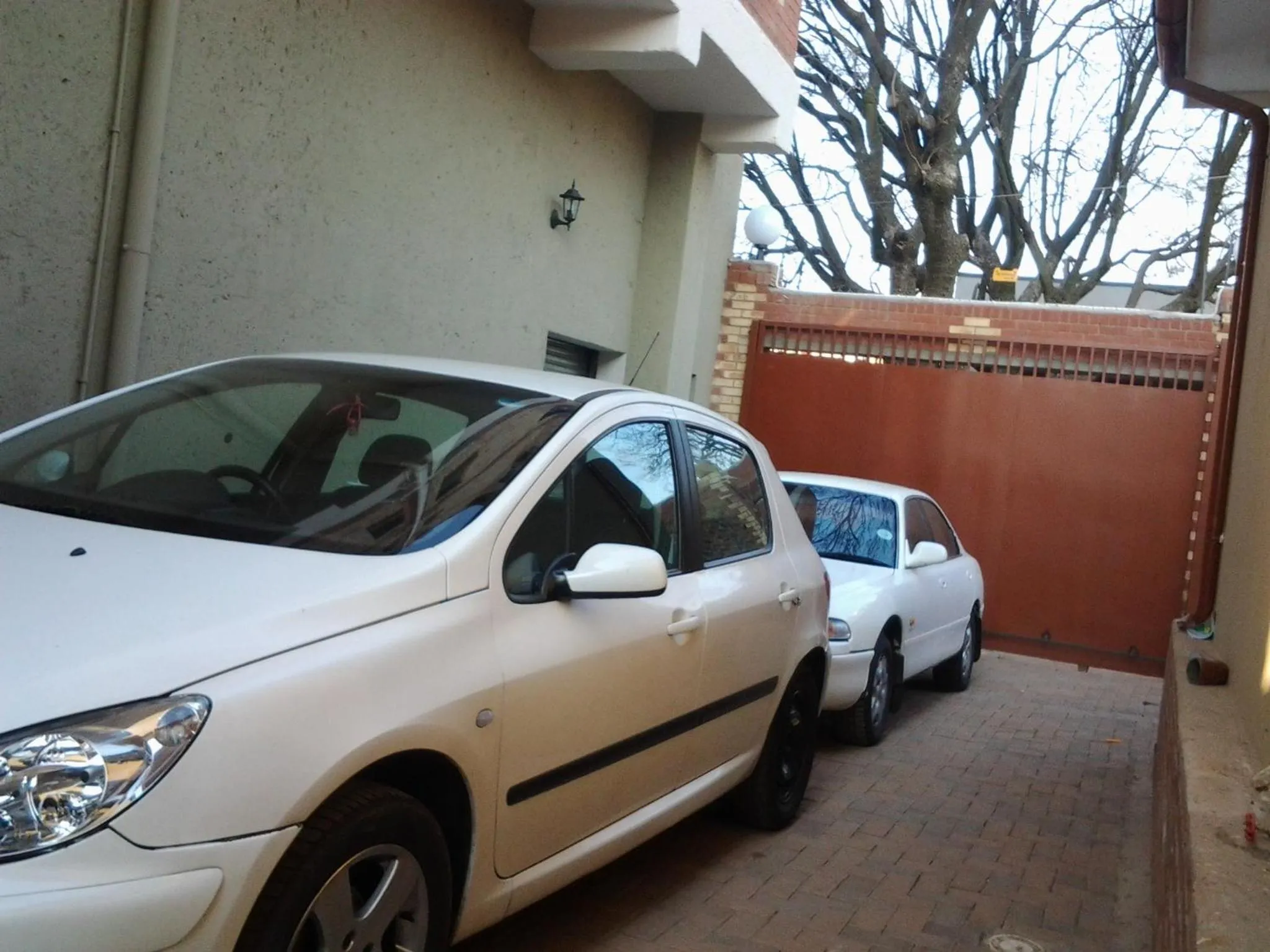 Property building in Legacy Guest Lodge