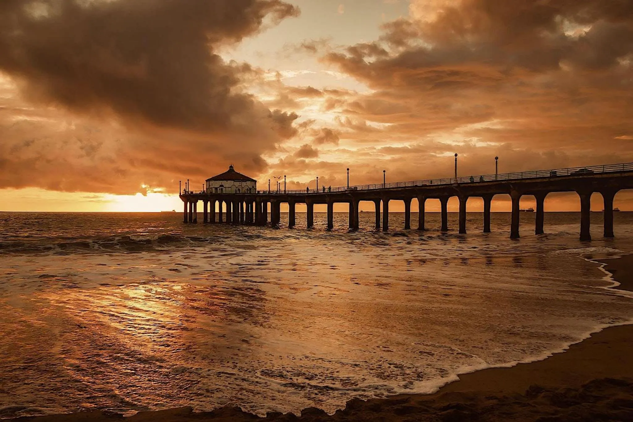 Downtown Culver City New Designer Lux 1 Bedroom