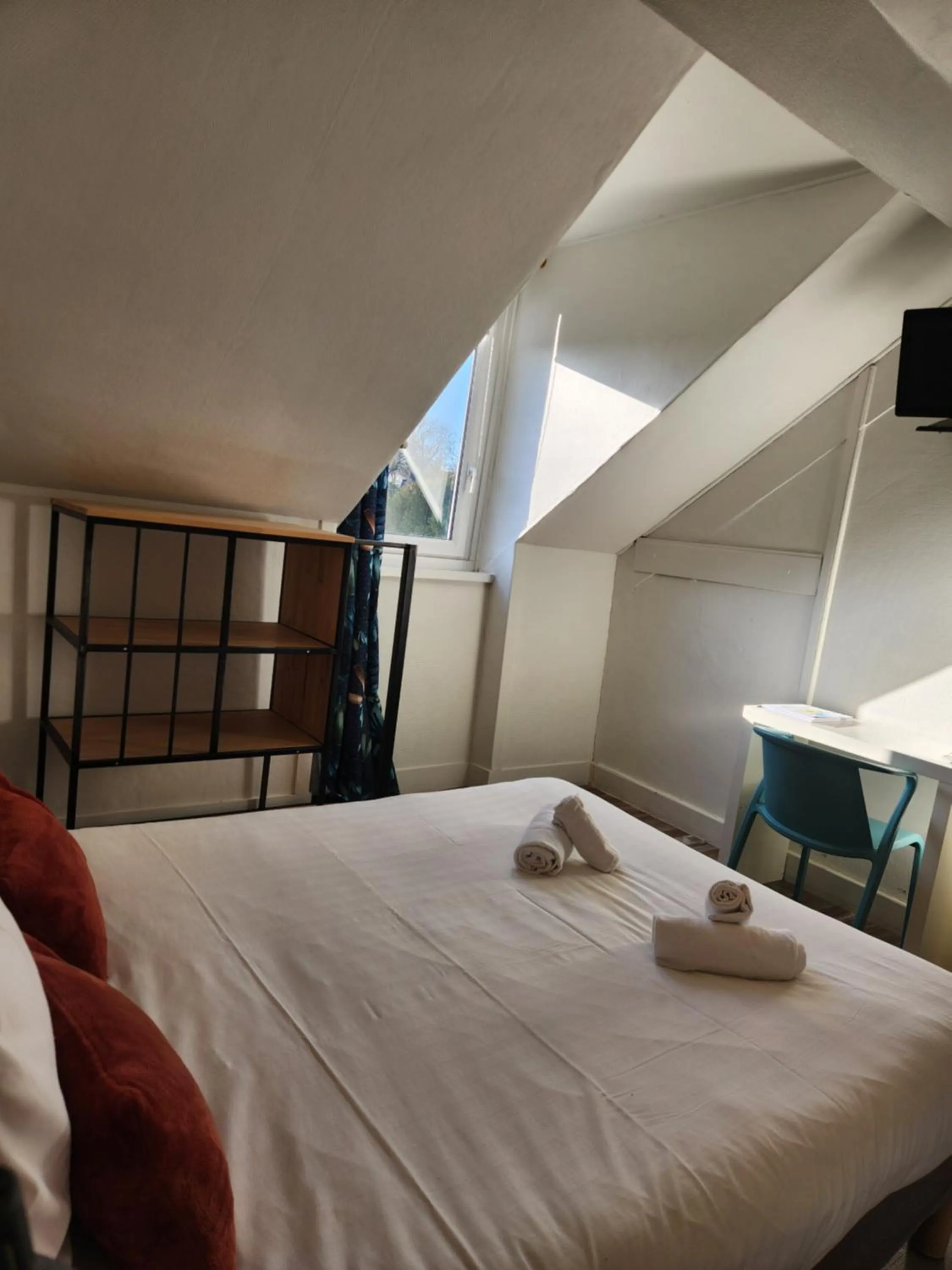 Bed in Le petit Montmartre