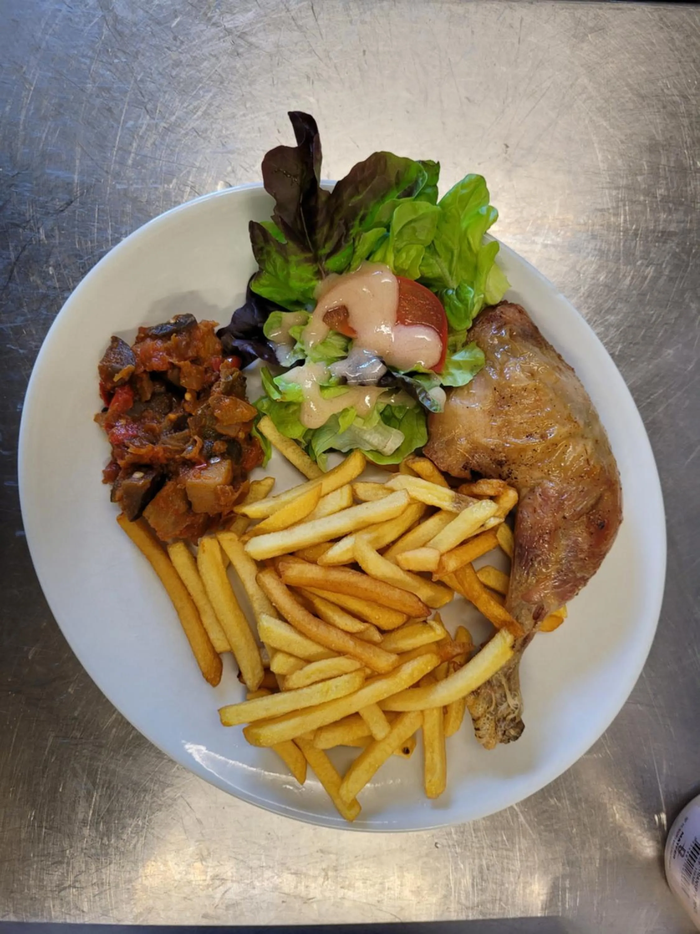 Restaurant/places to eat in Le petit Montmartre