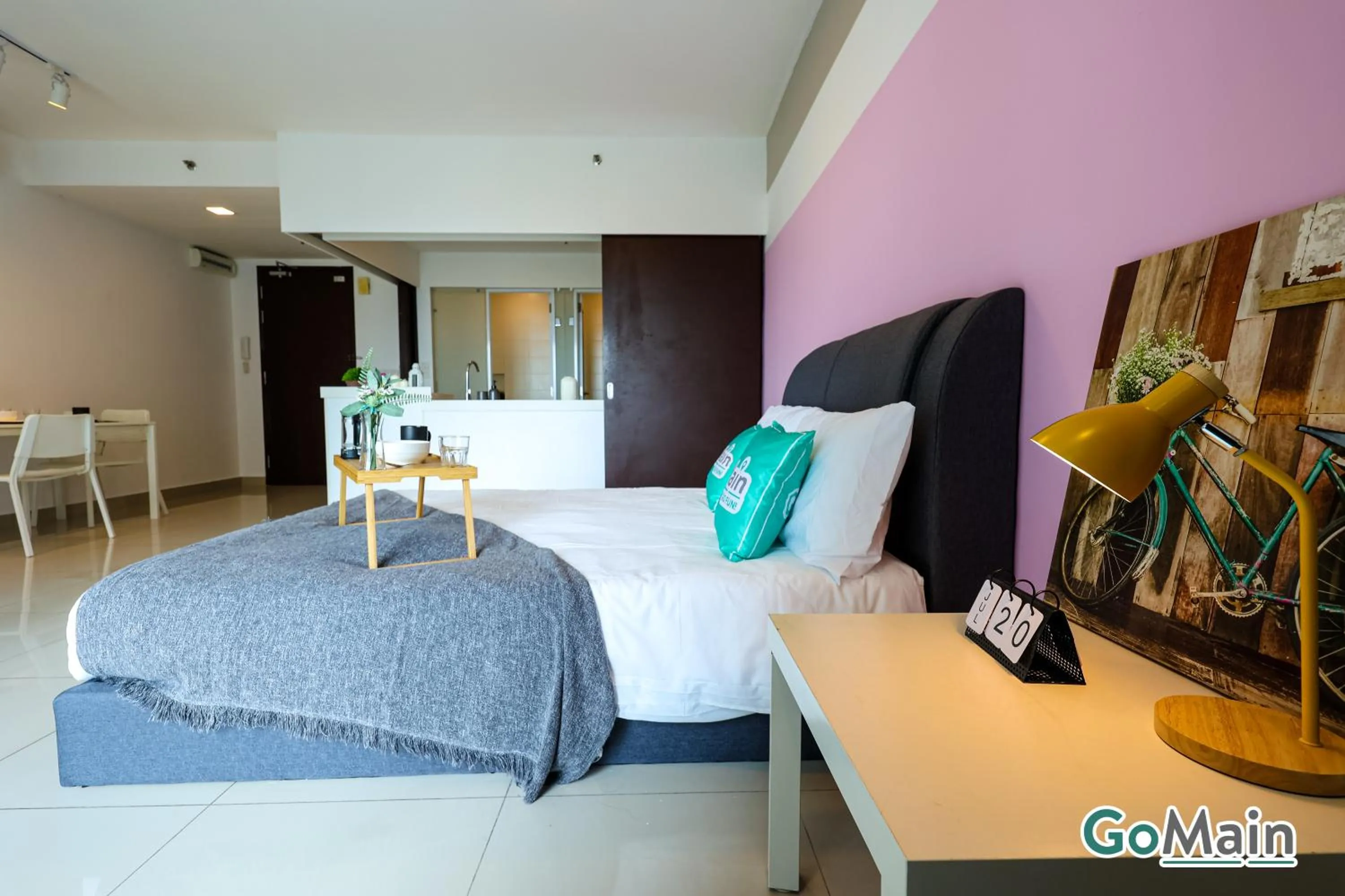 Bed in Trefoil Setia Alam by GO-MAIN - Next to Mall & SCCC