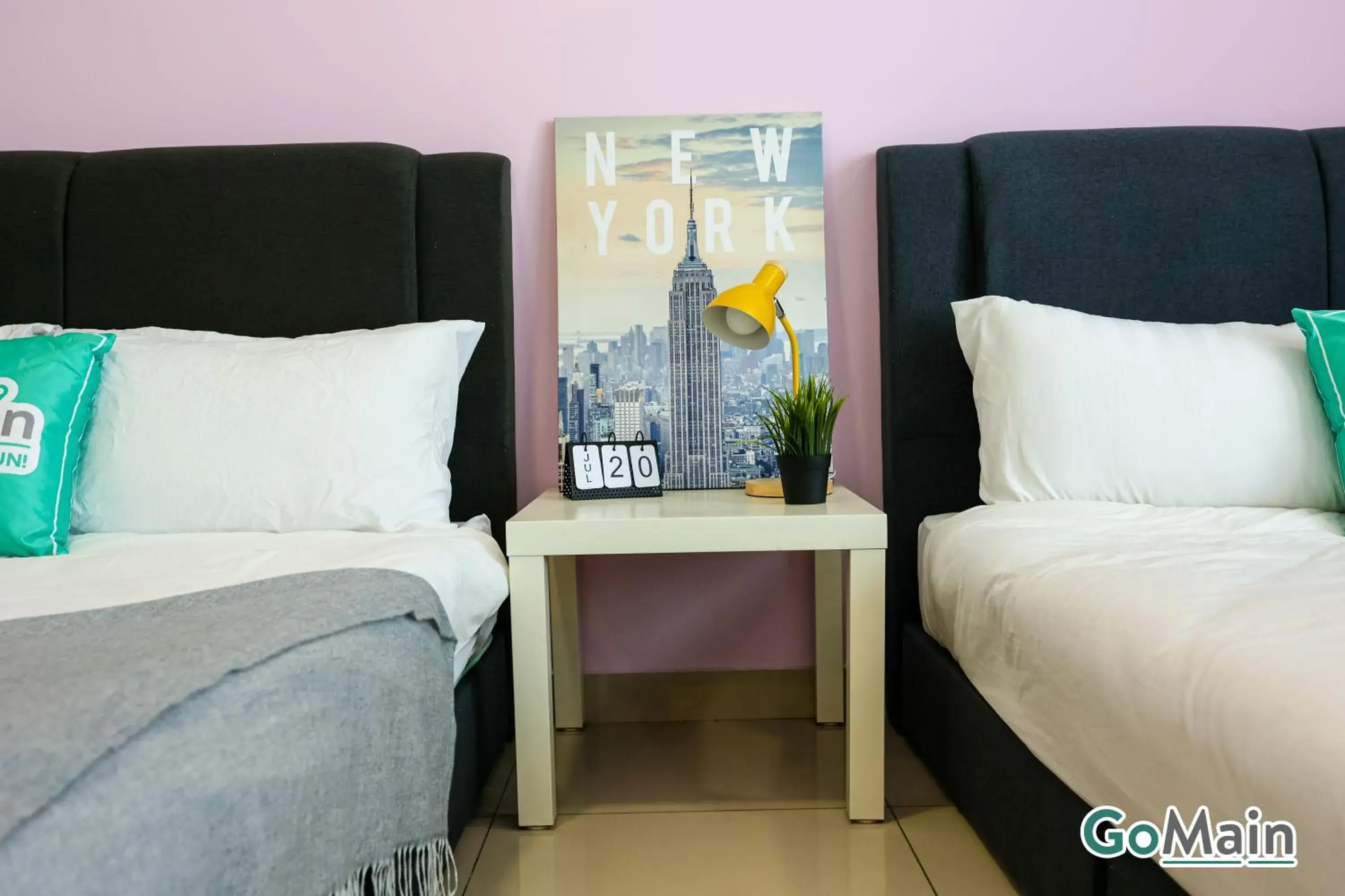 Bed in Trefoil Setia Alam by GO-MAIN - Next to Mall & SCCC Bed in Trefoil Setia Alam by GO-MAIN - Next to Mall & SCCC