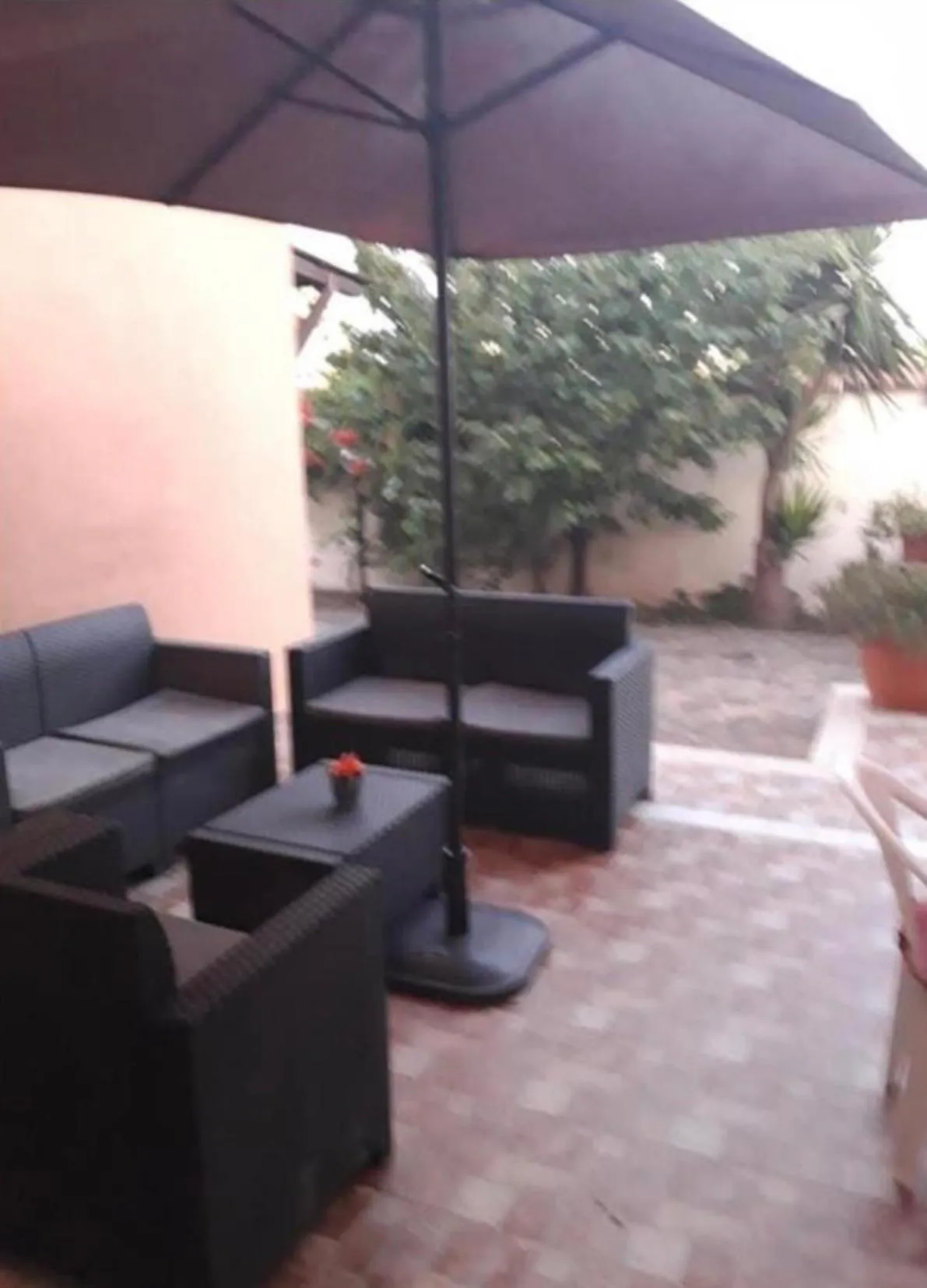 Patio in Sabrina Airport