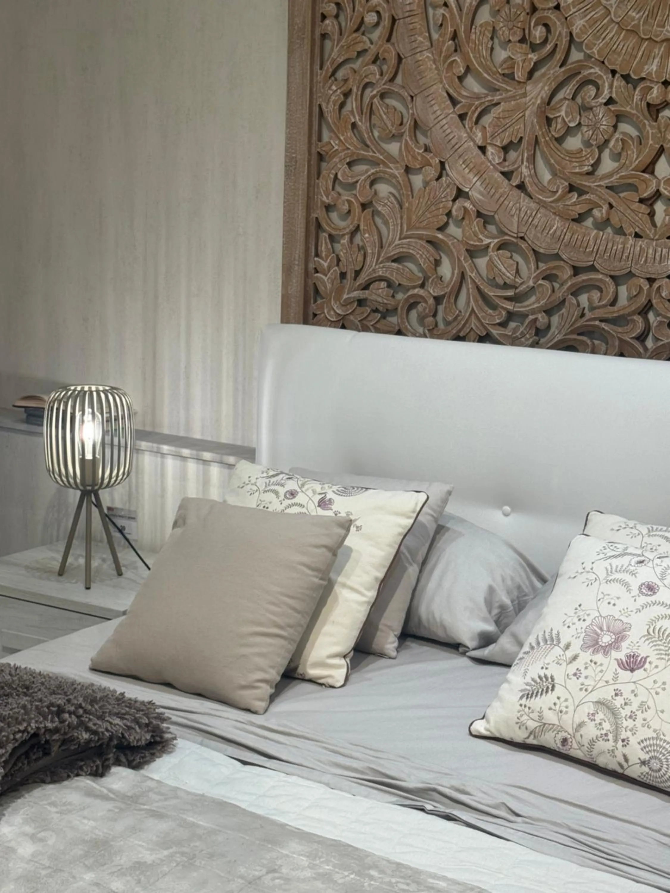 Bed in Sabrina Airport