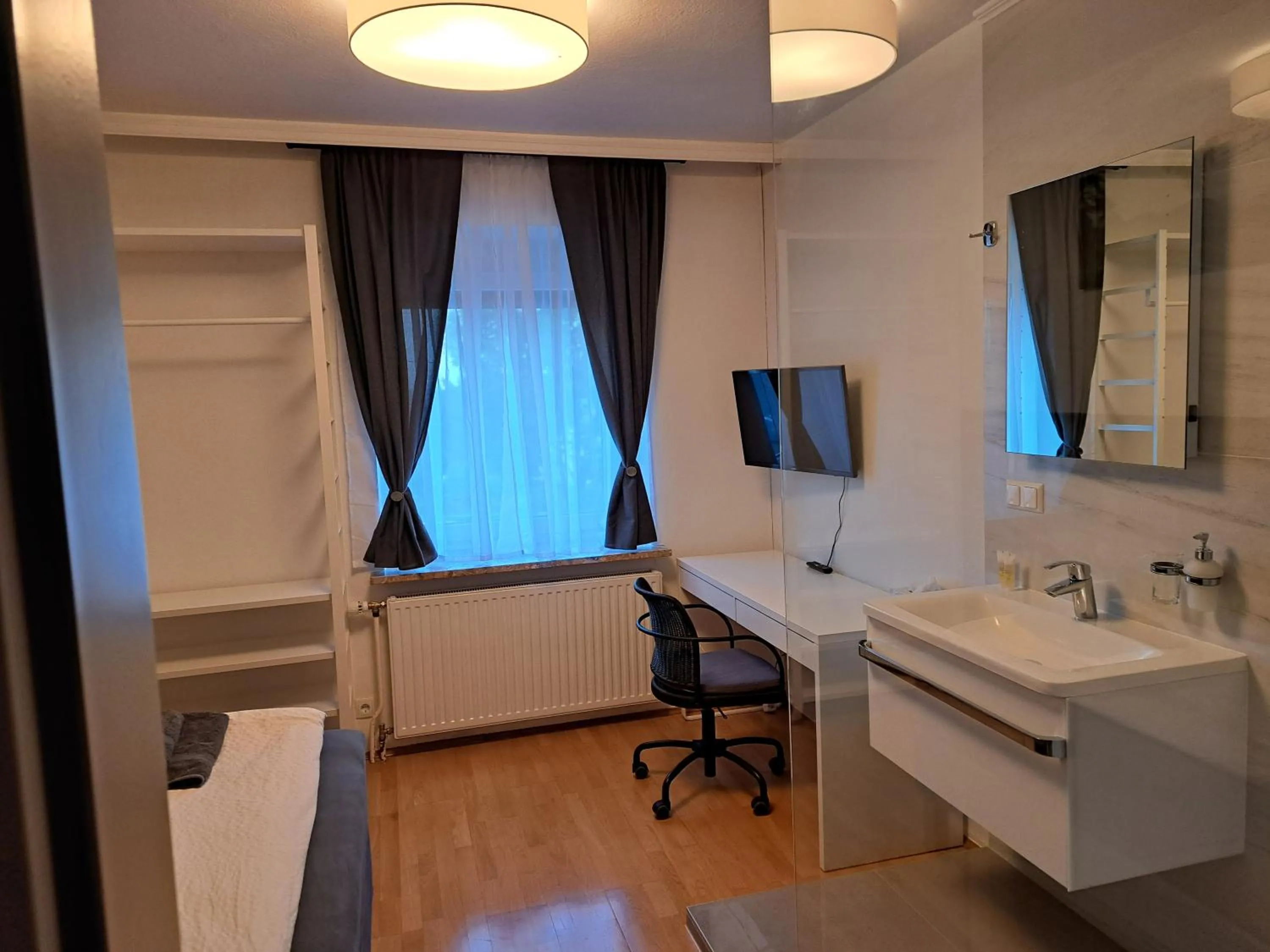 Photo of the whole room in Flataid Gästehaus Graschi - Steinbergstraße