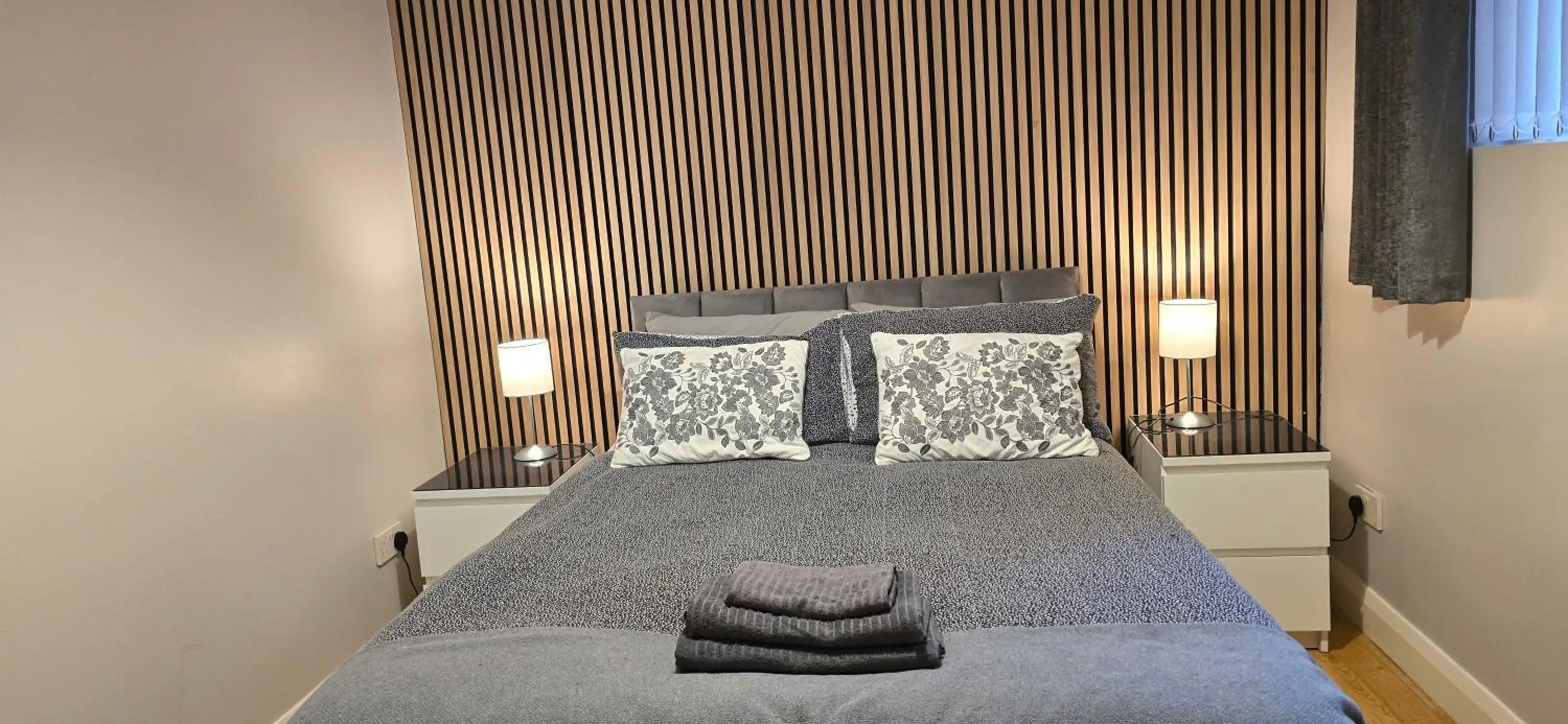 Bed in Alexandra Park Apartments
