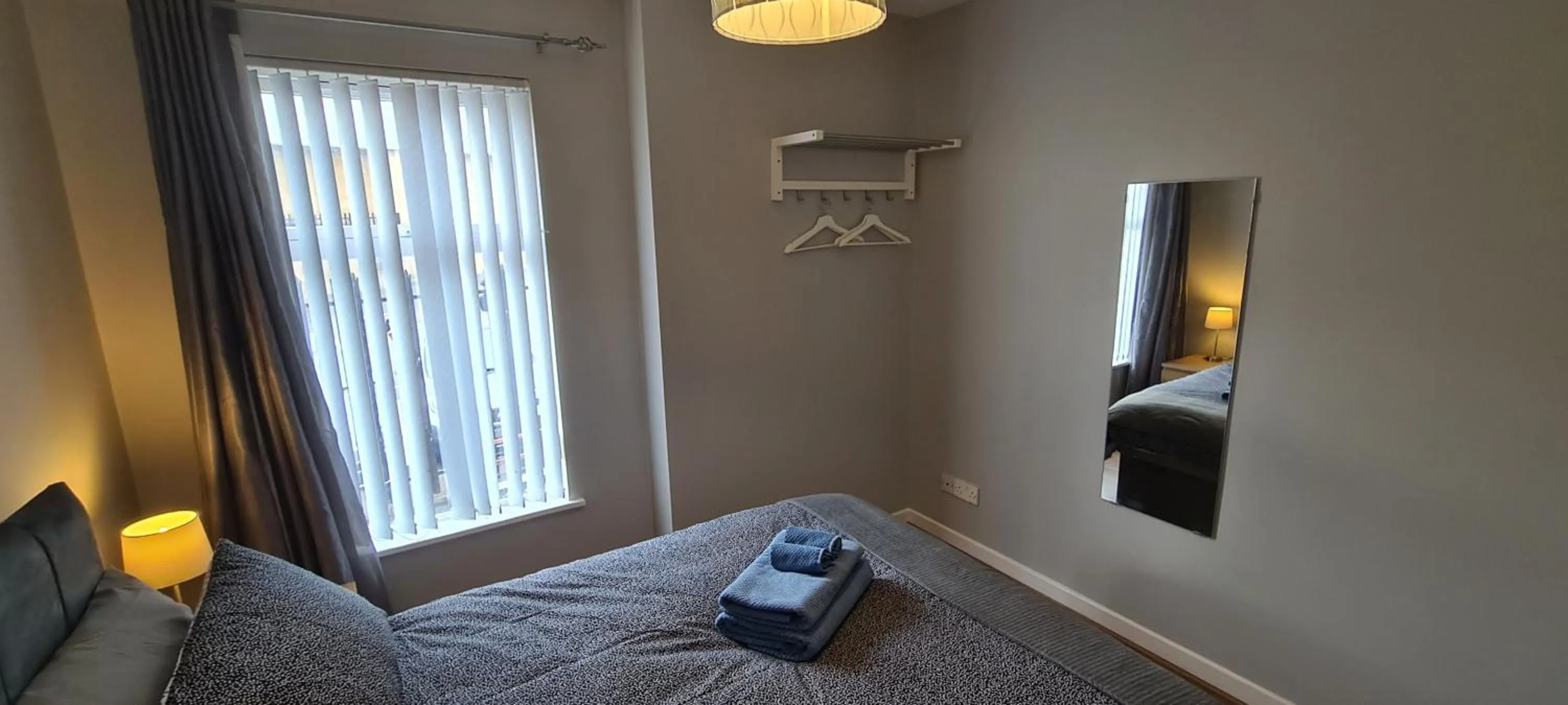 Bed in Alexandra Park Apartments