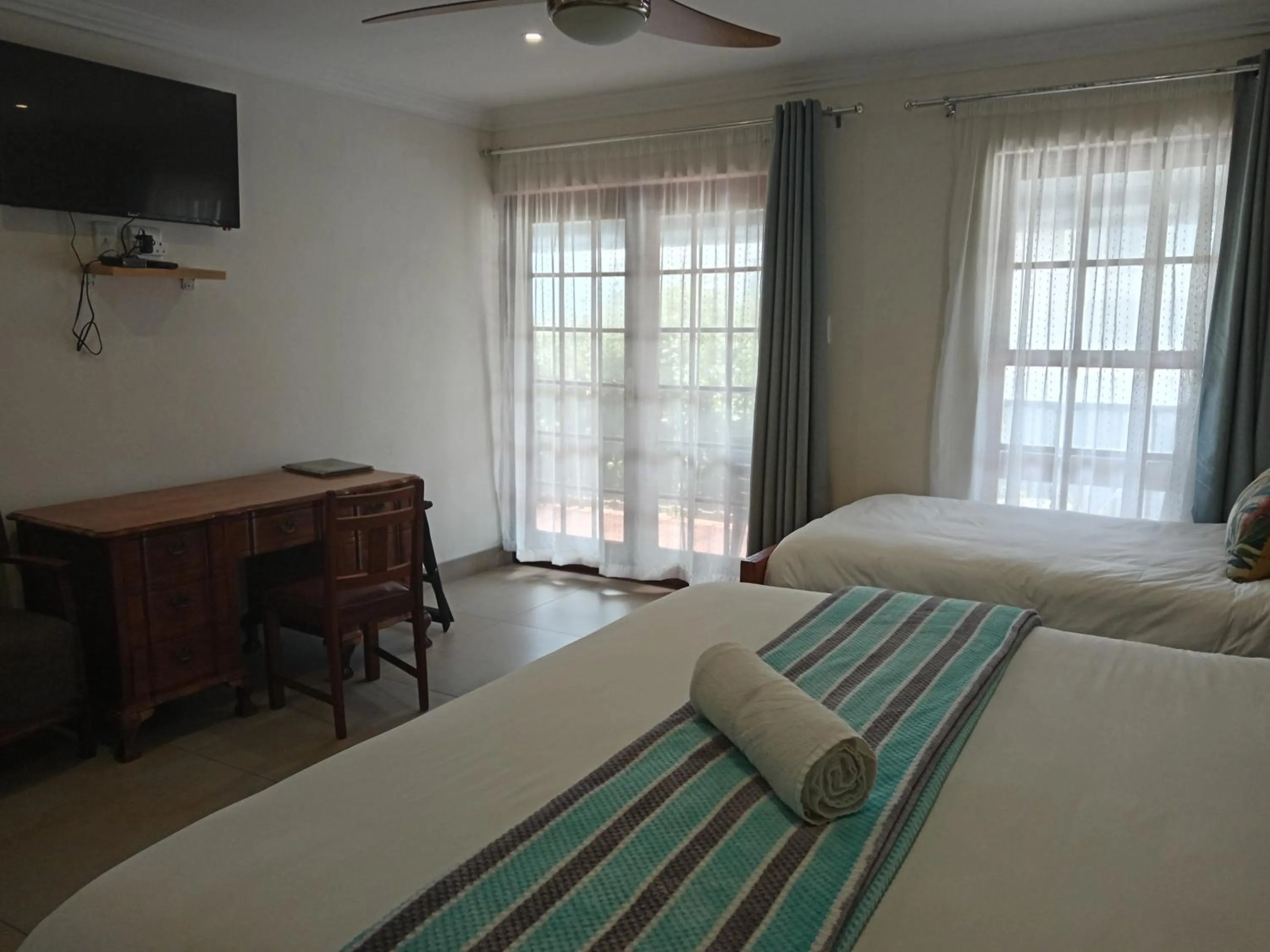 Bed in Blouberg Manor