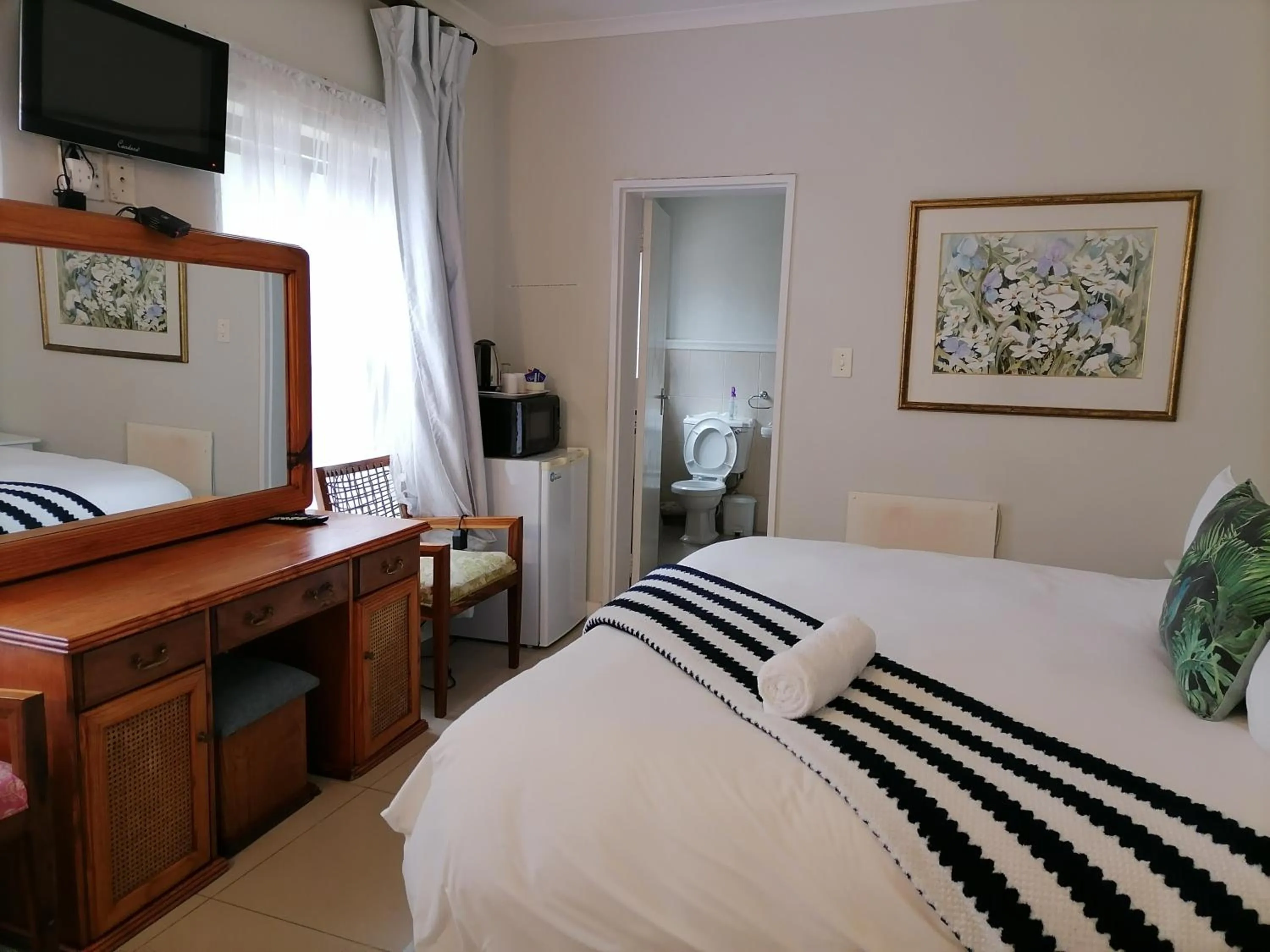 Bed in Blouberg Manor