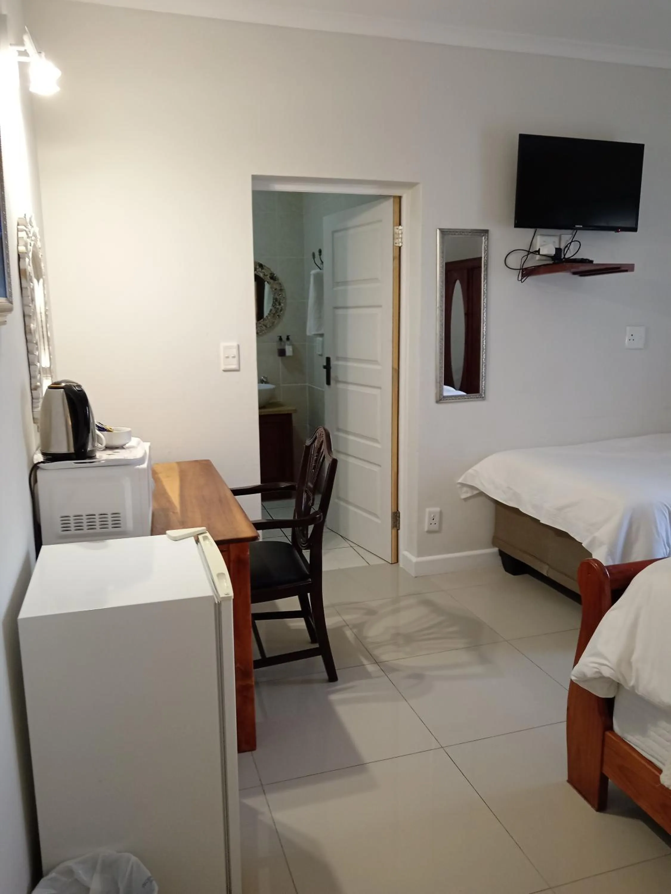 Bed in Blouberg Manor