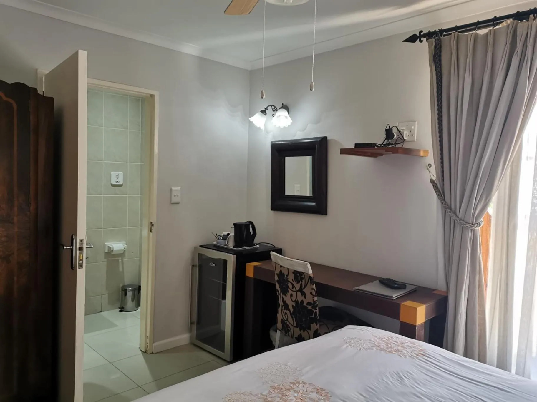 Bed in Blouberg Manor