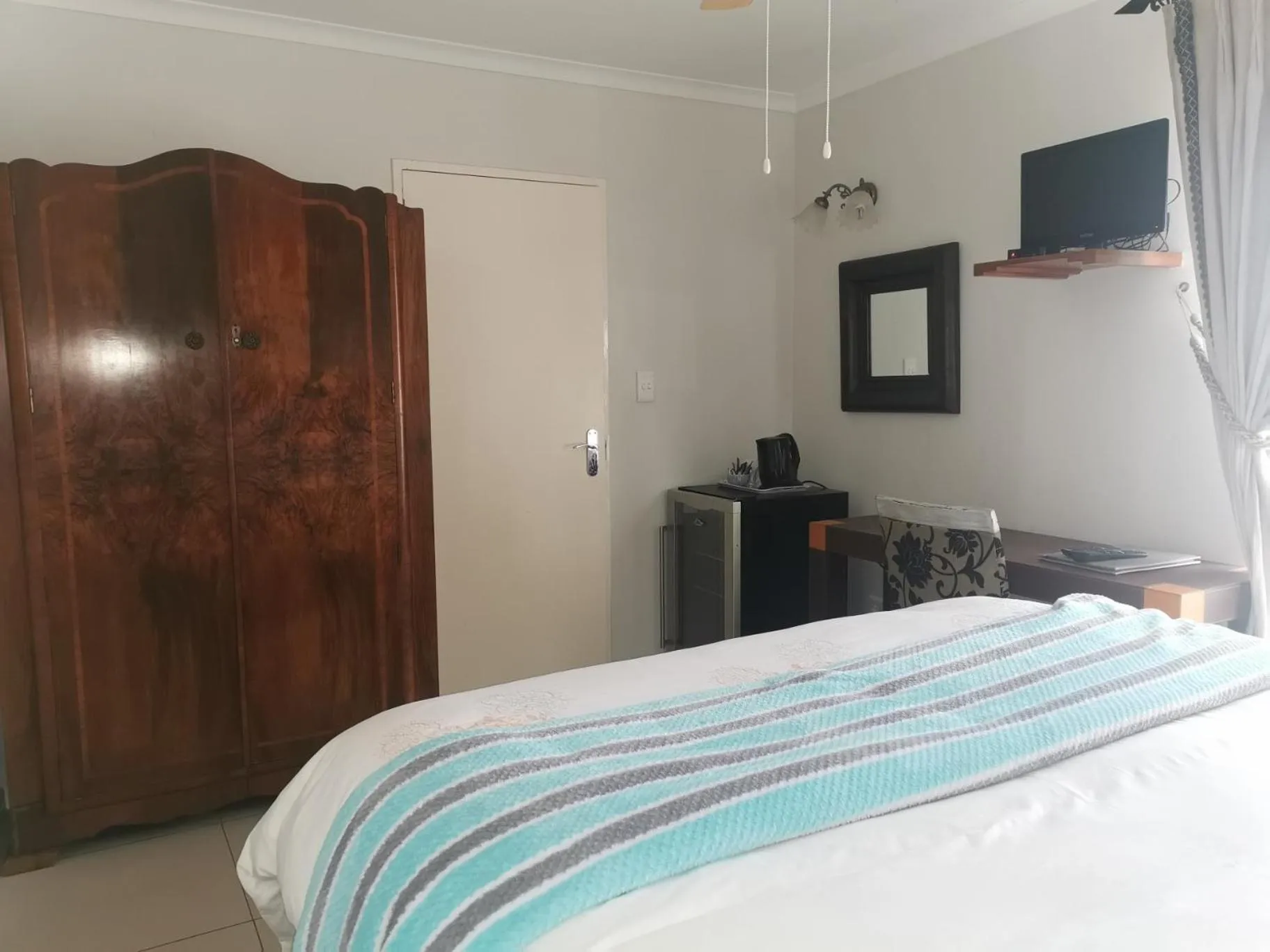 Bed in Blouberg Manor