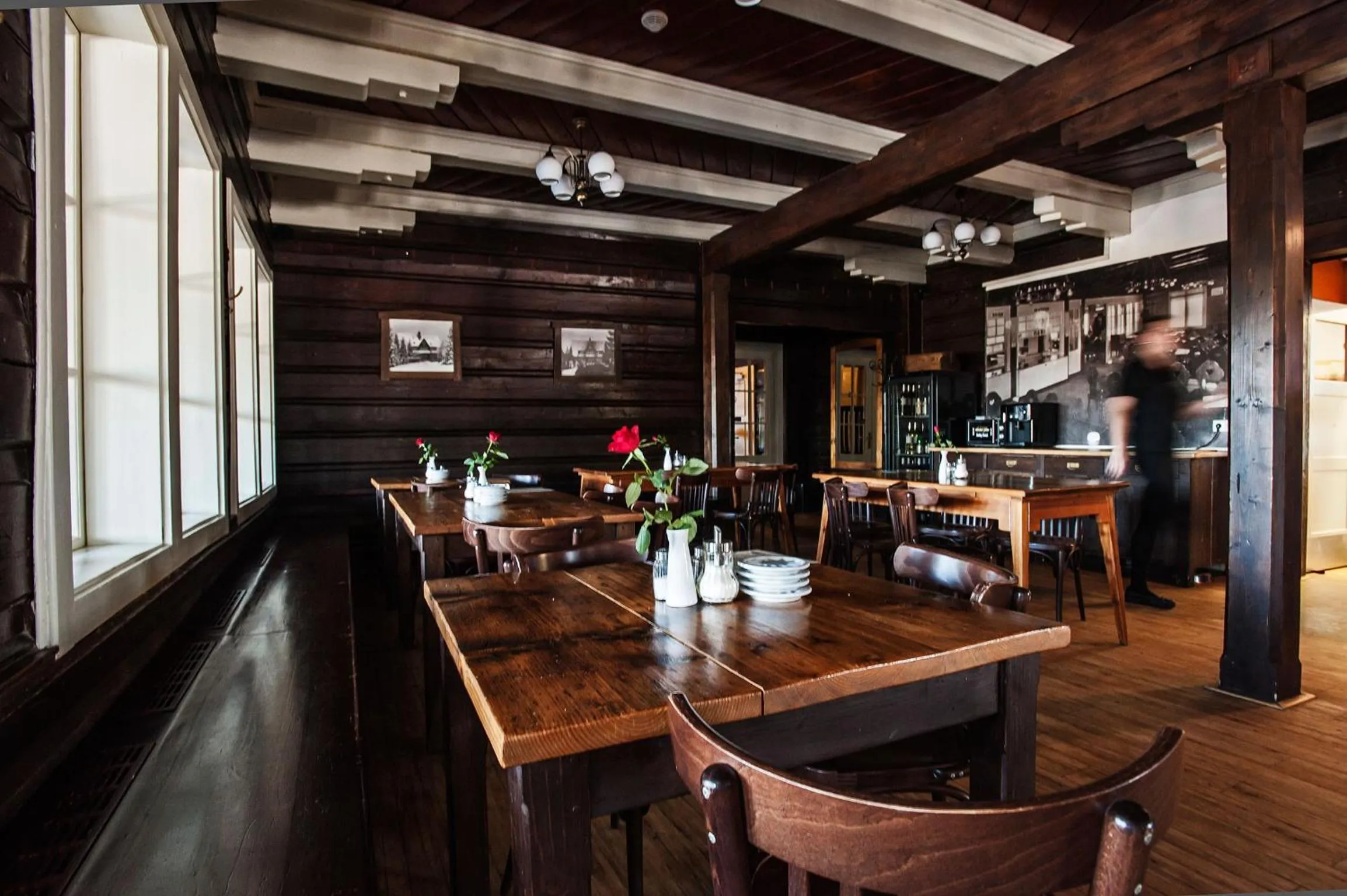 Restaurant/places to eat in Prezidentská