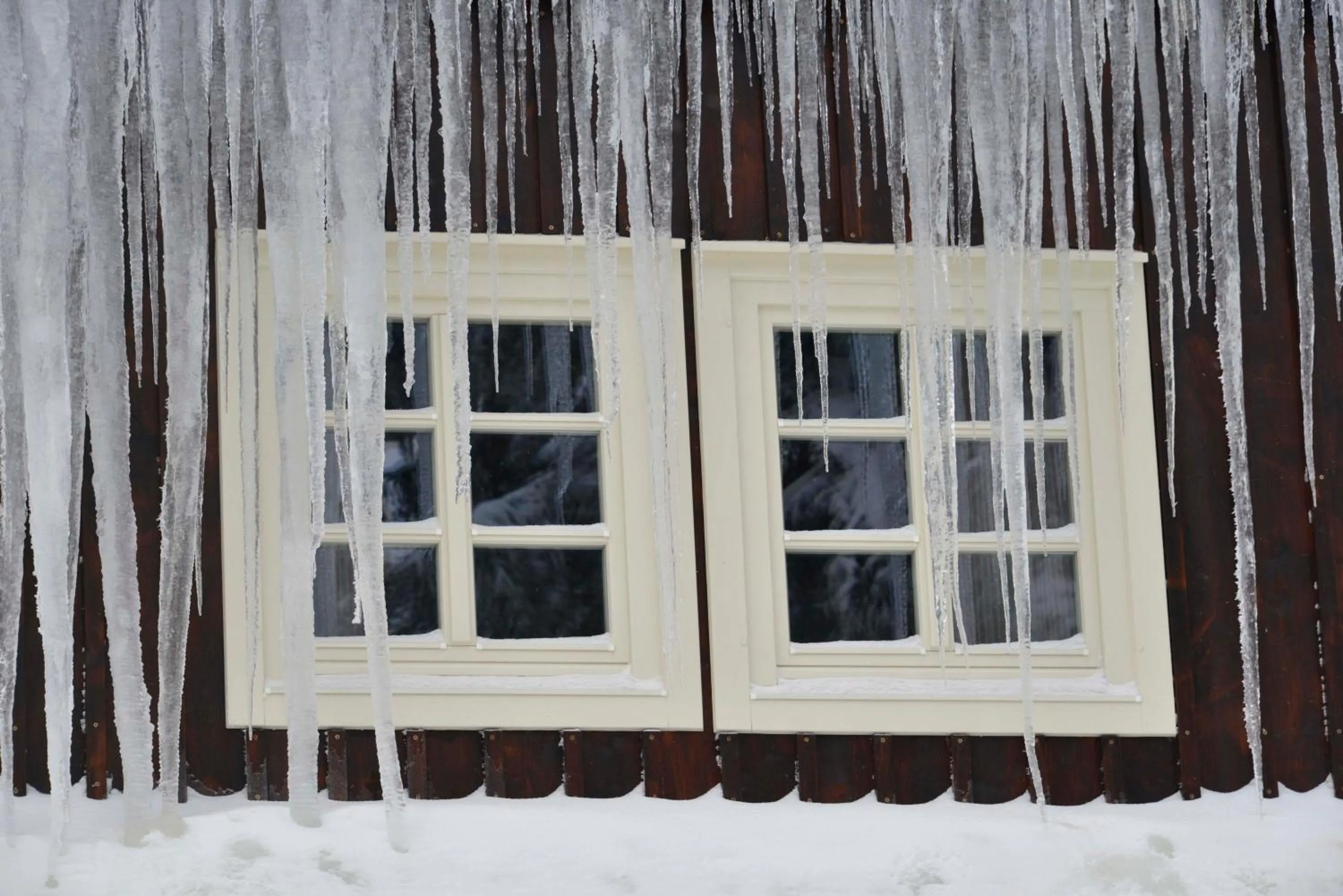 Property building in Prezidentská