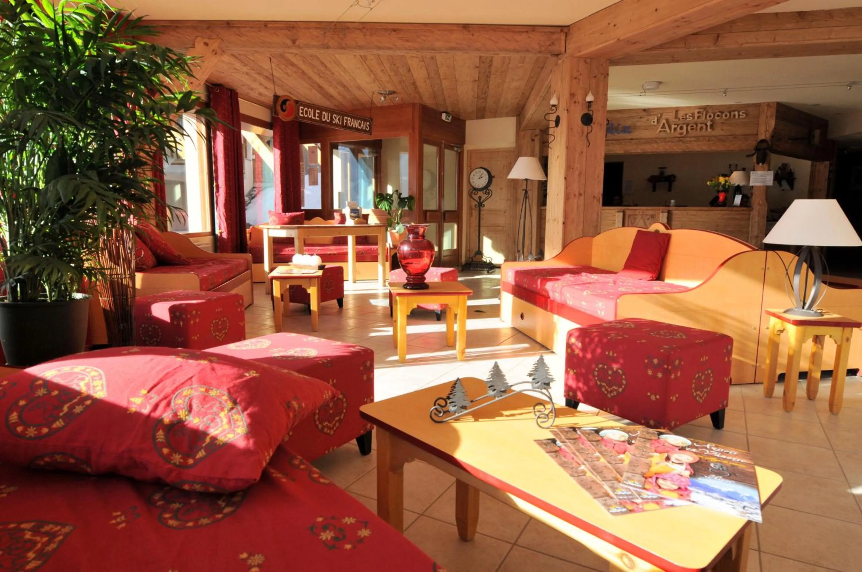 Lobby or reception in Résidence Goélia Les Flocons d'Argent