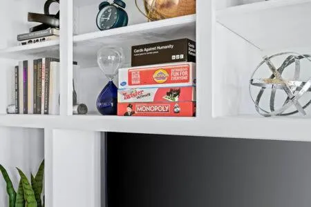 Luxurious Getaway Near Coachella Stagecoach Pool Putting Green Parking Firepit Sleeps 11