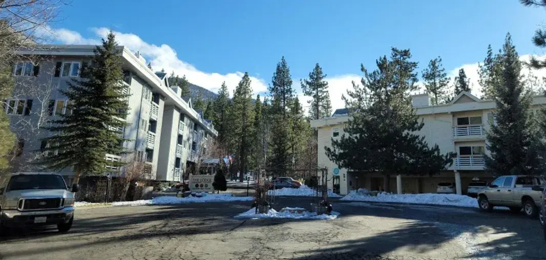 Property building in GetAways at the Lodge at Kingsbury Crossing Property building in GetAways at the Lodge at Kingsbury Crossing