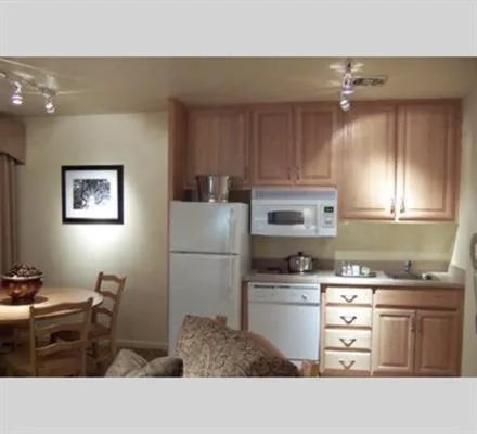 Kitchen or kitchenette in GetAways at the Lodge at Kingsbury Crossing