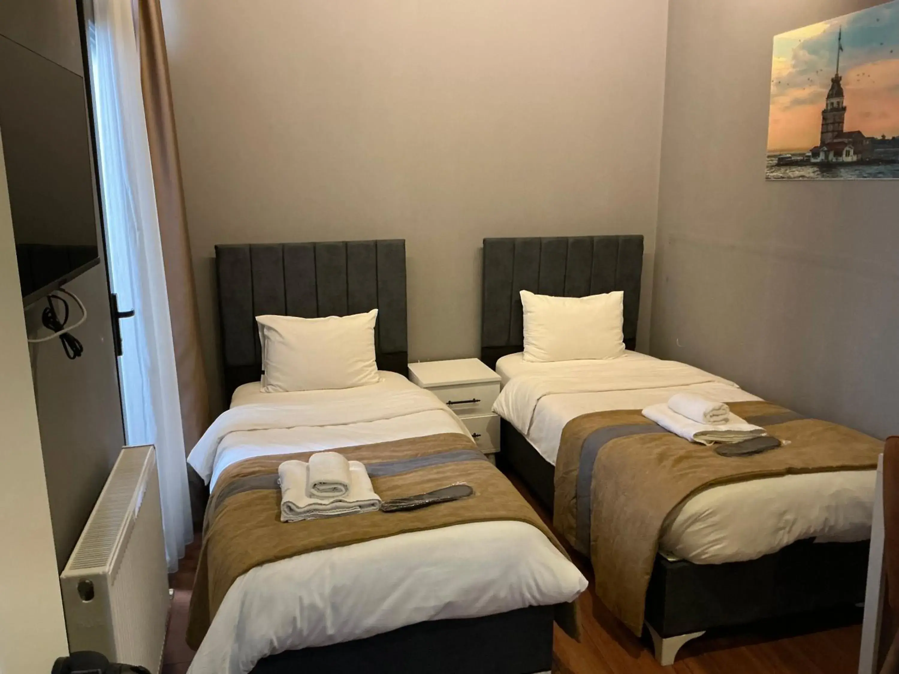 Twin Room with Balcony in TAKSİM GOKOTTA SUiTE Twin Room with Balcony in TAKSİM GOKOTTA SUiTE