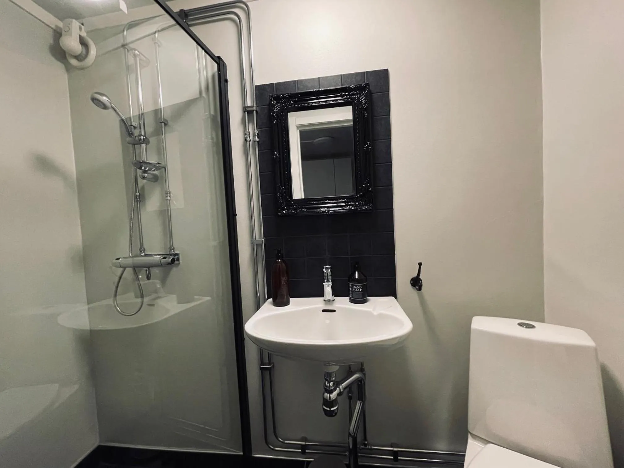 Bathroom in Telegrafen