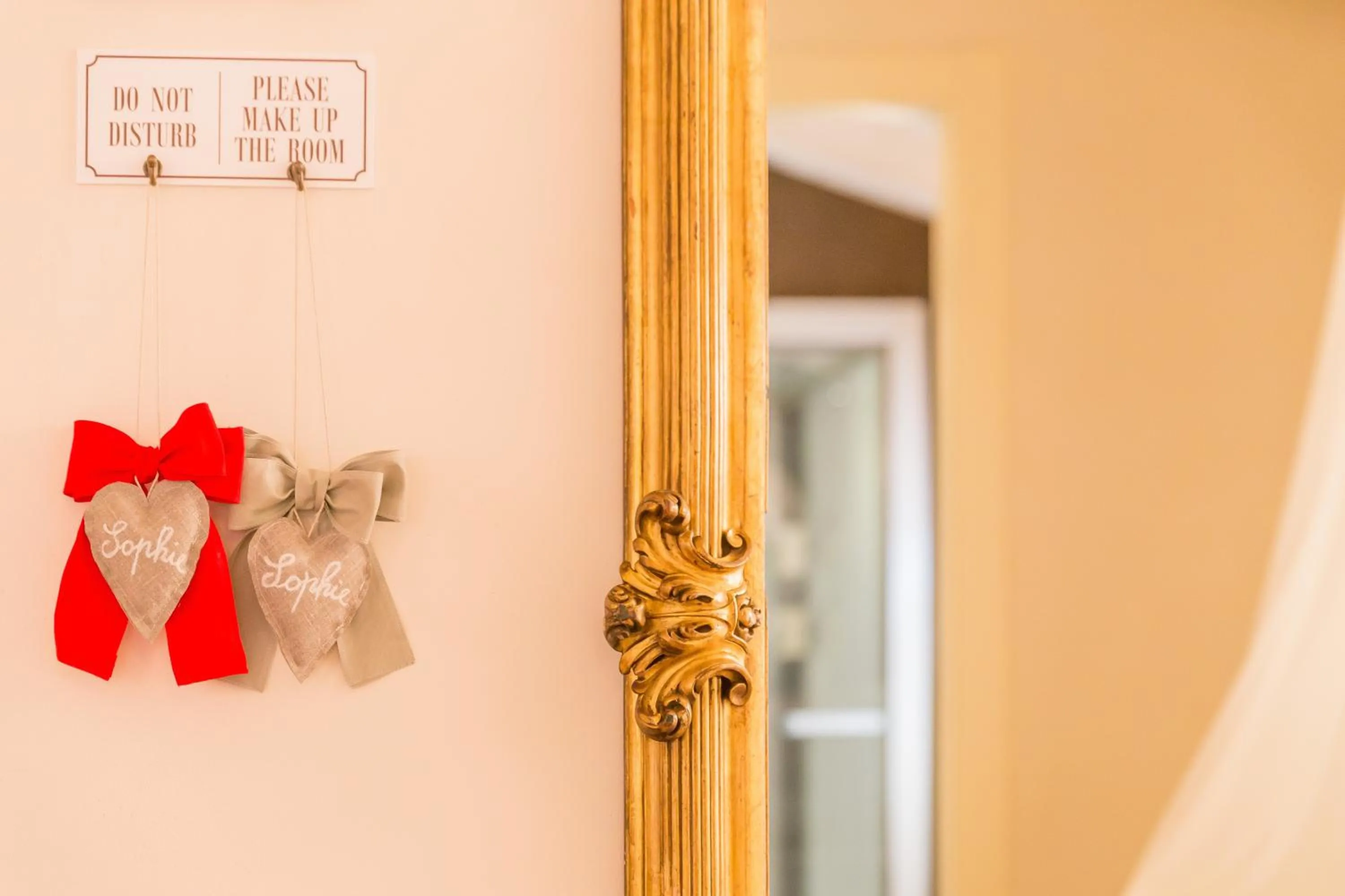 Decorative detail in Maison Resola - Rooms & Breakfast