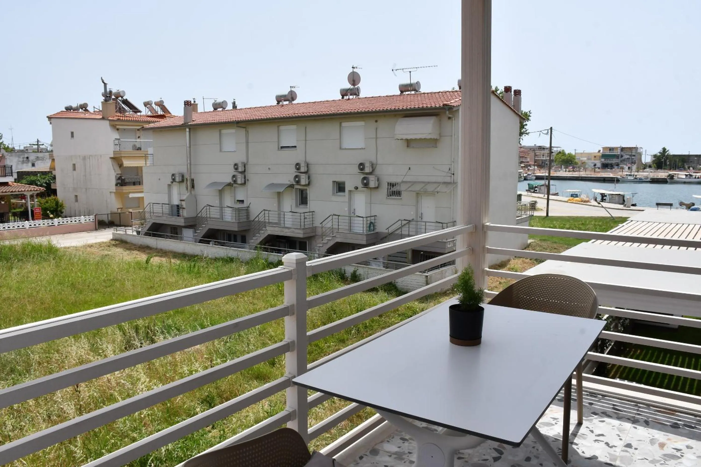 NERO SEASCAPE SUITES