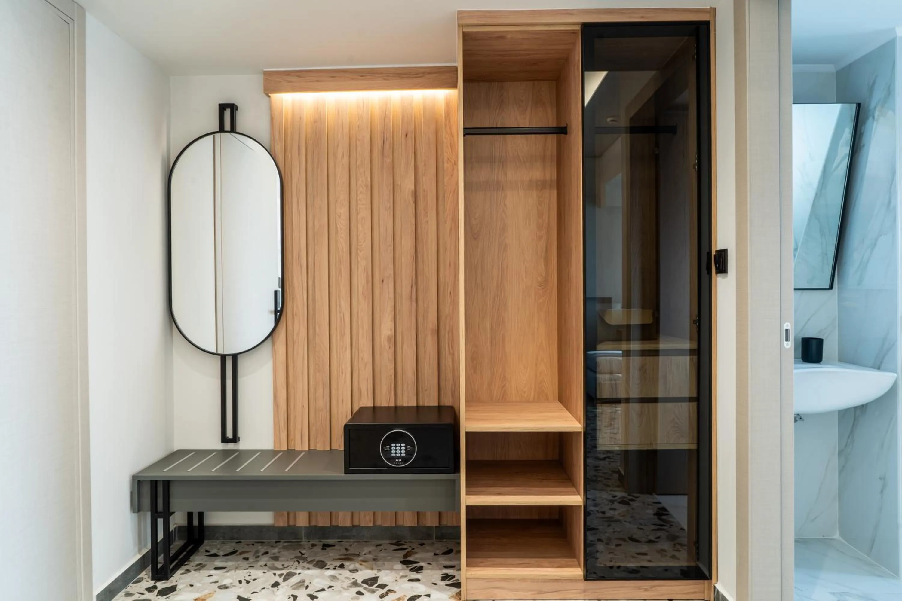 NERO SEASCAPE SUITES