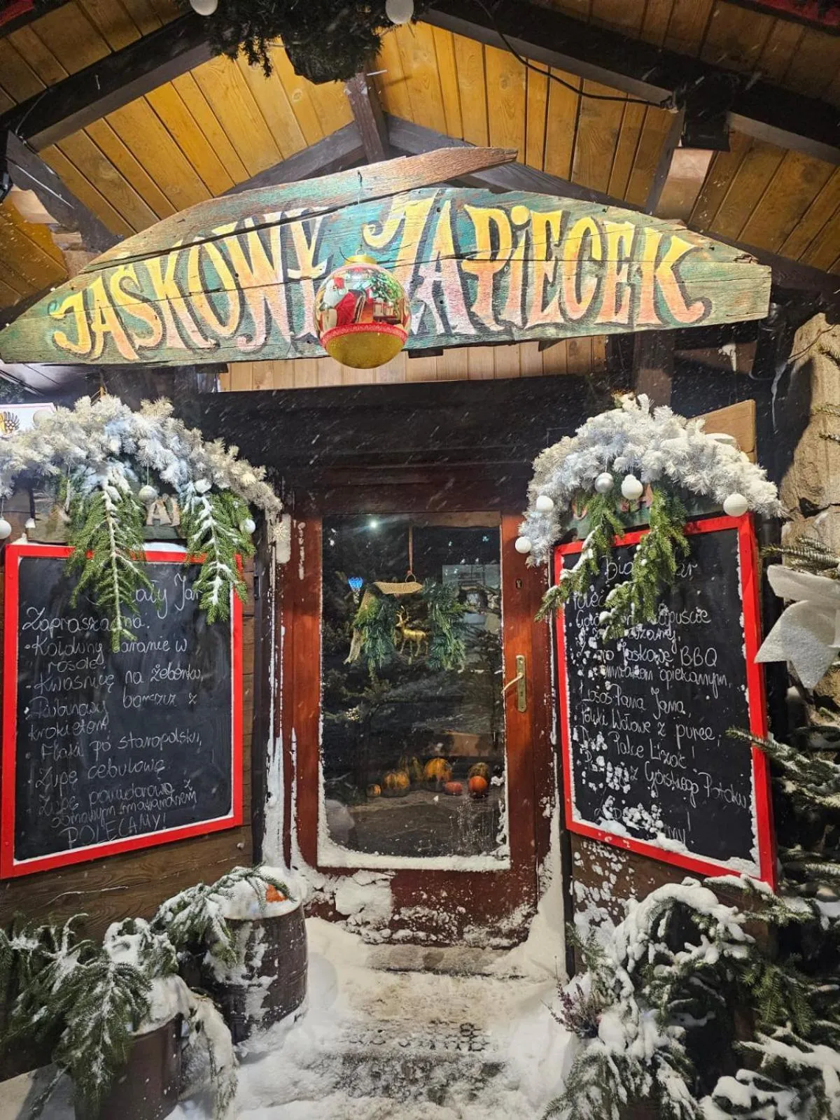 Restaurant/places to eat in Rezydencja Biały Jar