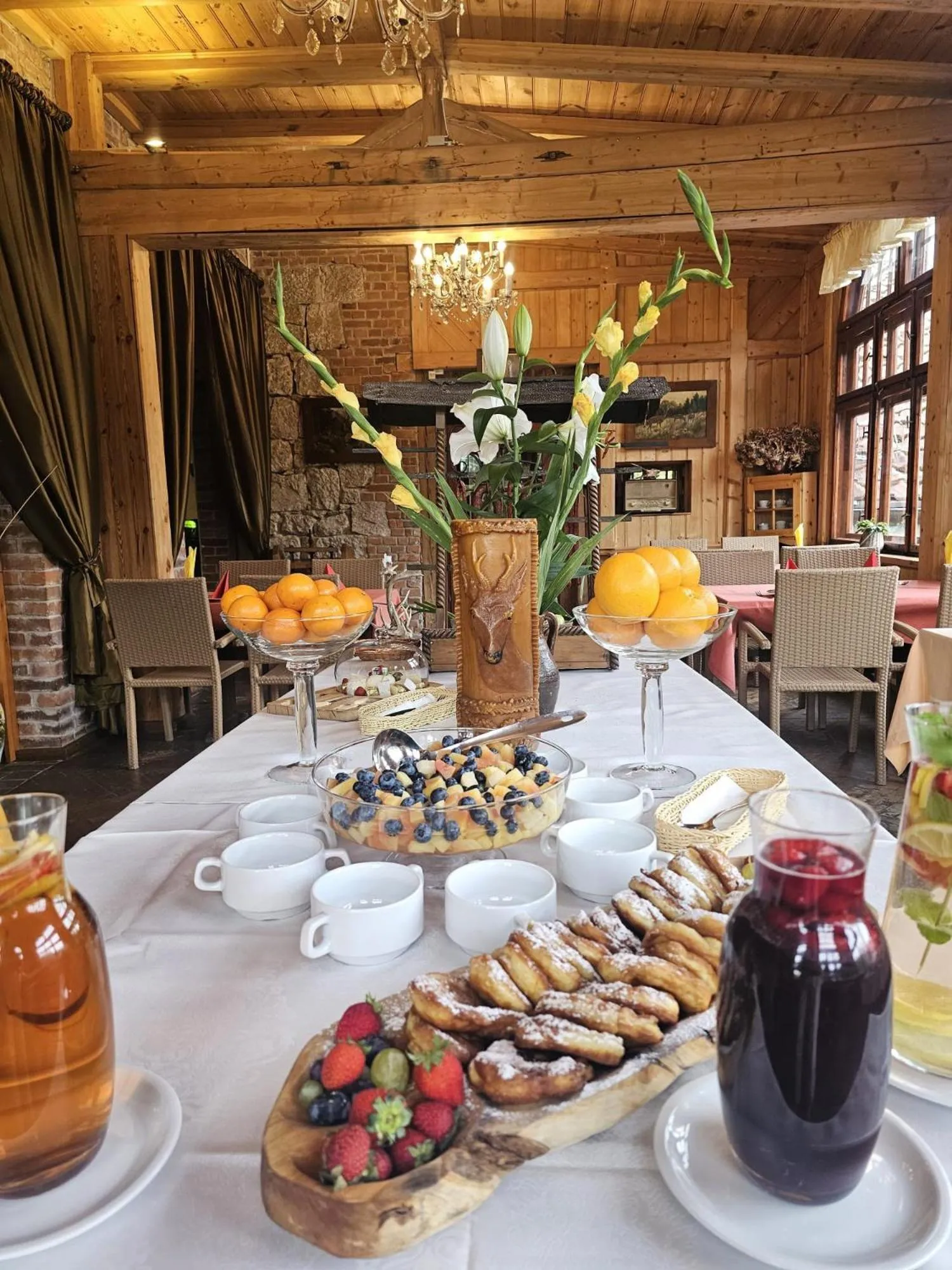 Food and drinks in Rezydencja Biały Jar