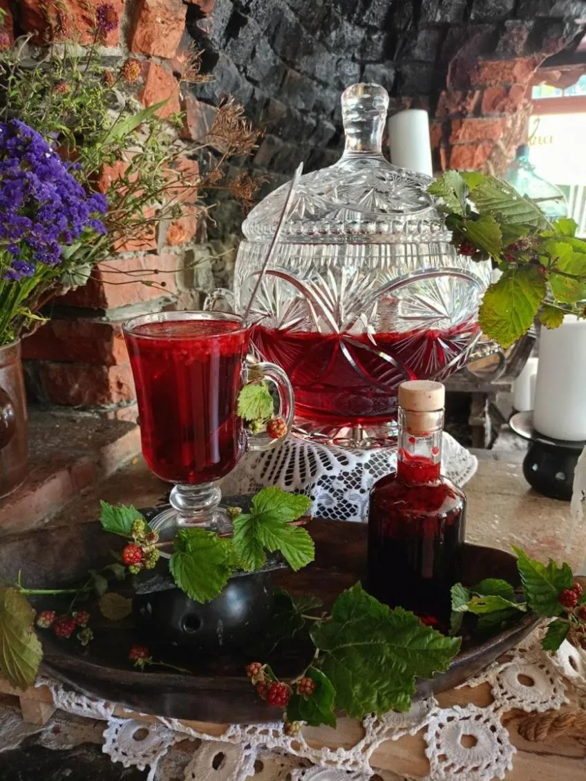 Restaurant/places to eat in Rezydencja Biały Jar