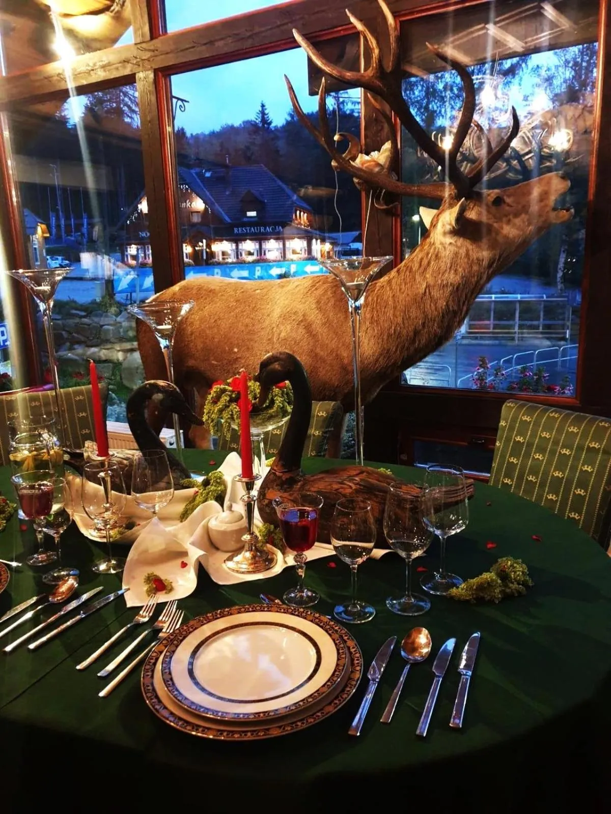Restaurant/places to eat in Rezydencja Biały Jar