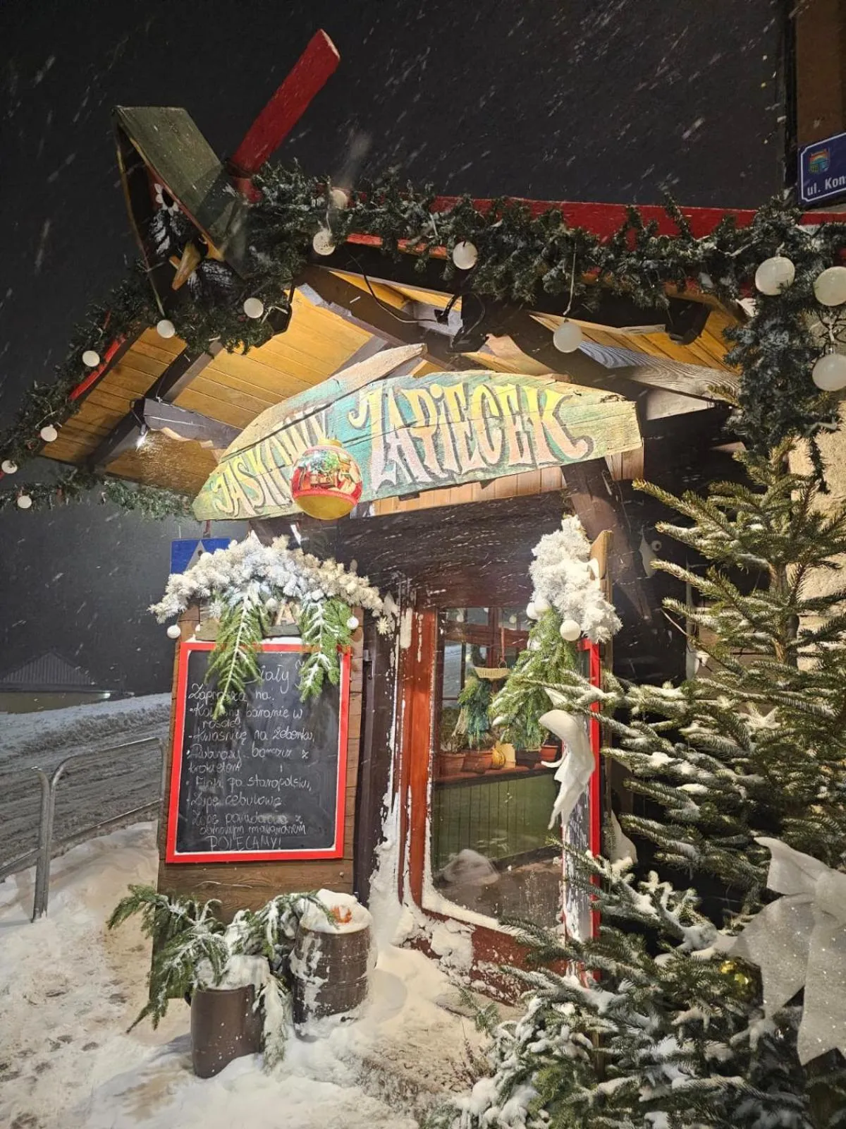 Restaurant/places to eat in Rezydencja Biały Jar