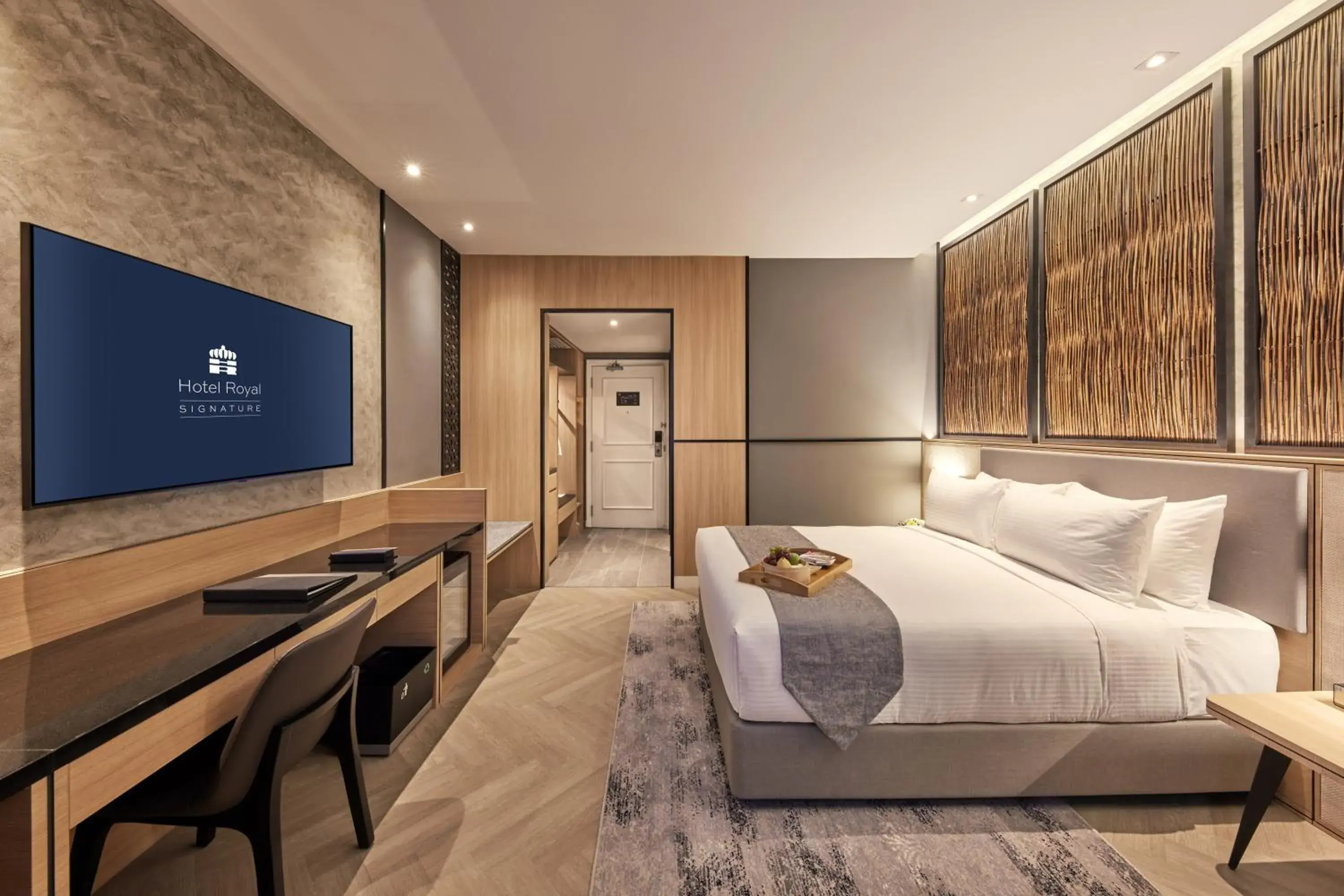 Deluxe King Bed Room Only in Hotel Royal Signature Deluxe King Bed Room Only in Hotel Royal Signature