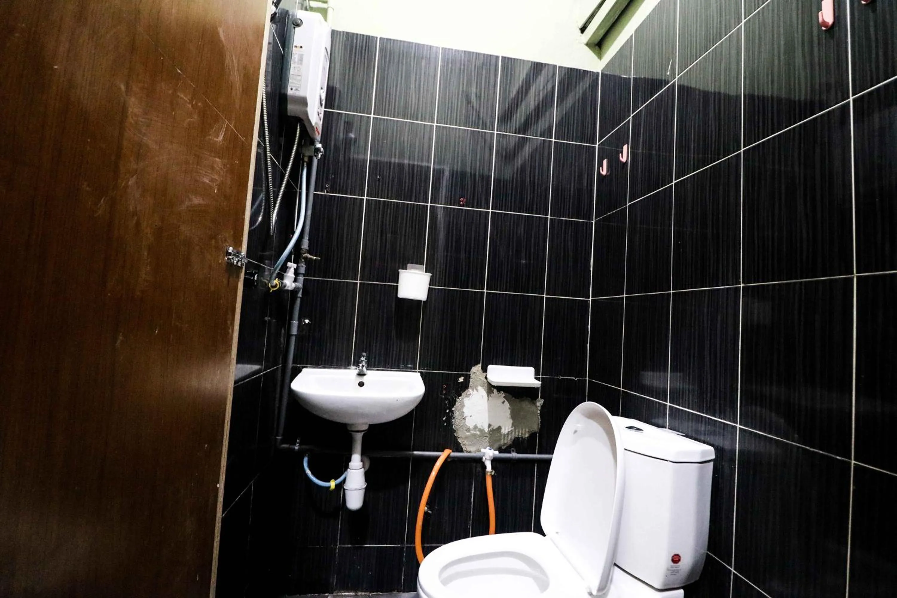 Bathroom in Healthy Home, Changkat Bukit Bintang