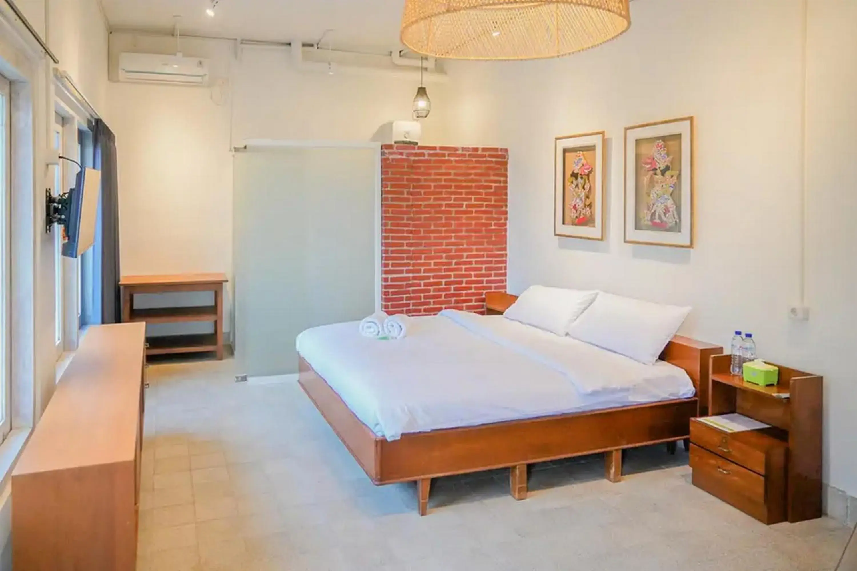 Bedroom, Bed in Urbanview Wisma Nirwana Tretes by RedDoorz Bedroom, Bed in Urbanview Wisma Nirwana Tretes by RedDoorz
