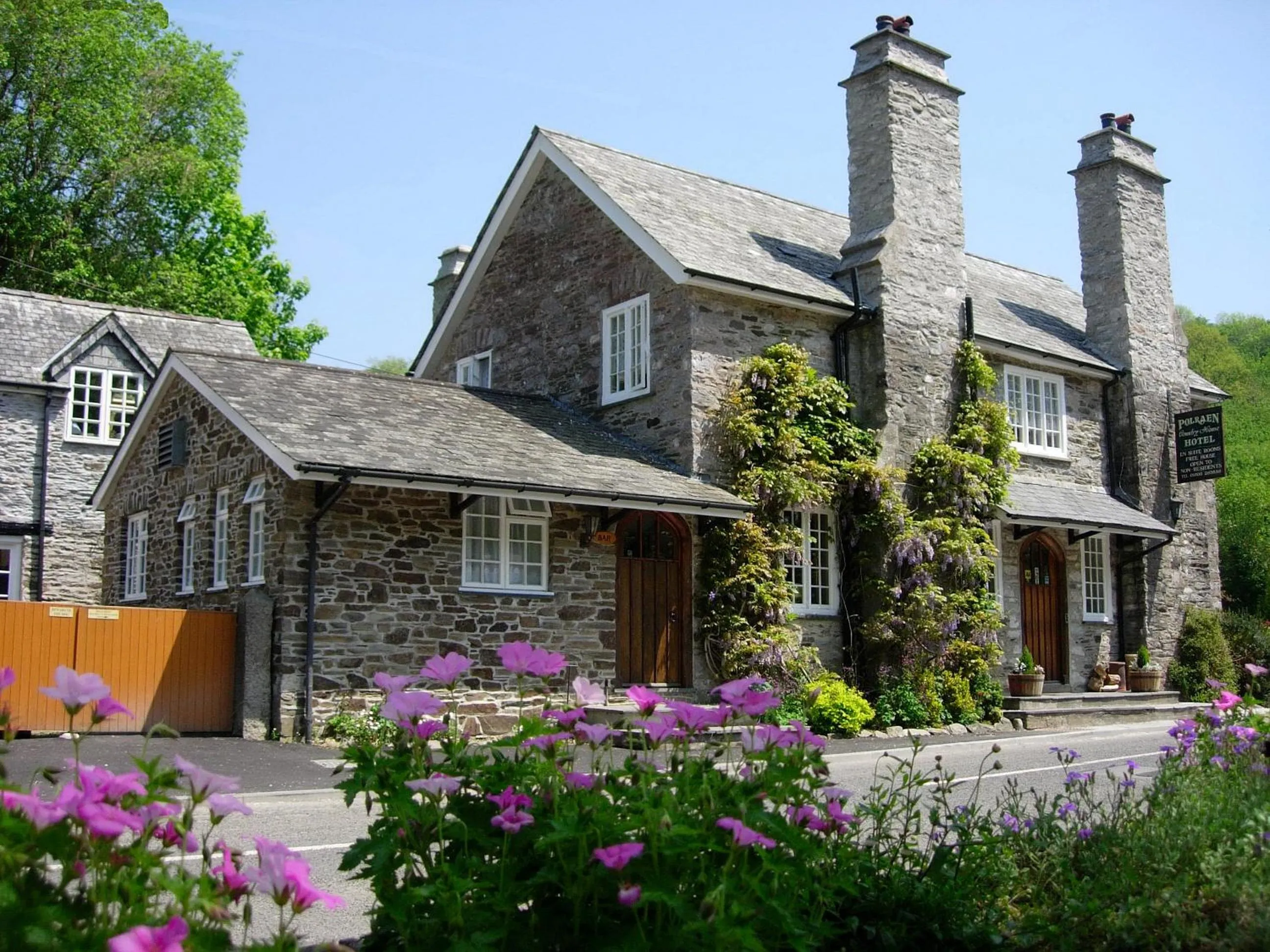 Polraen Country House Hotel