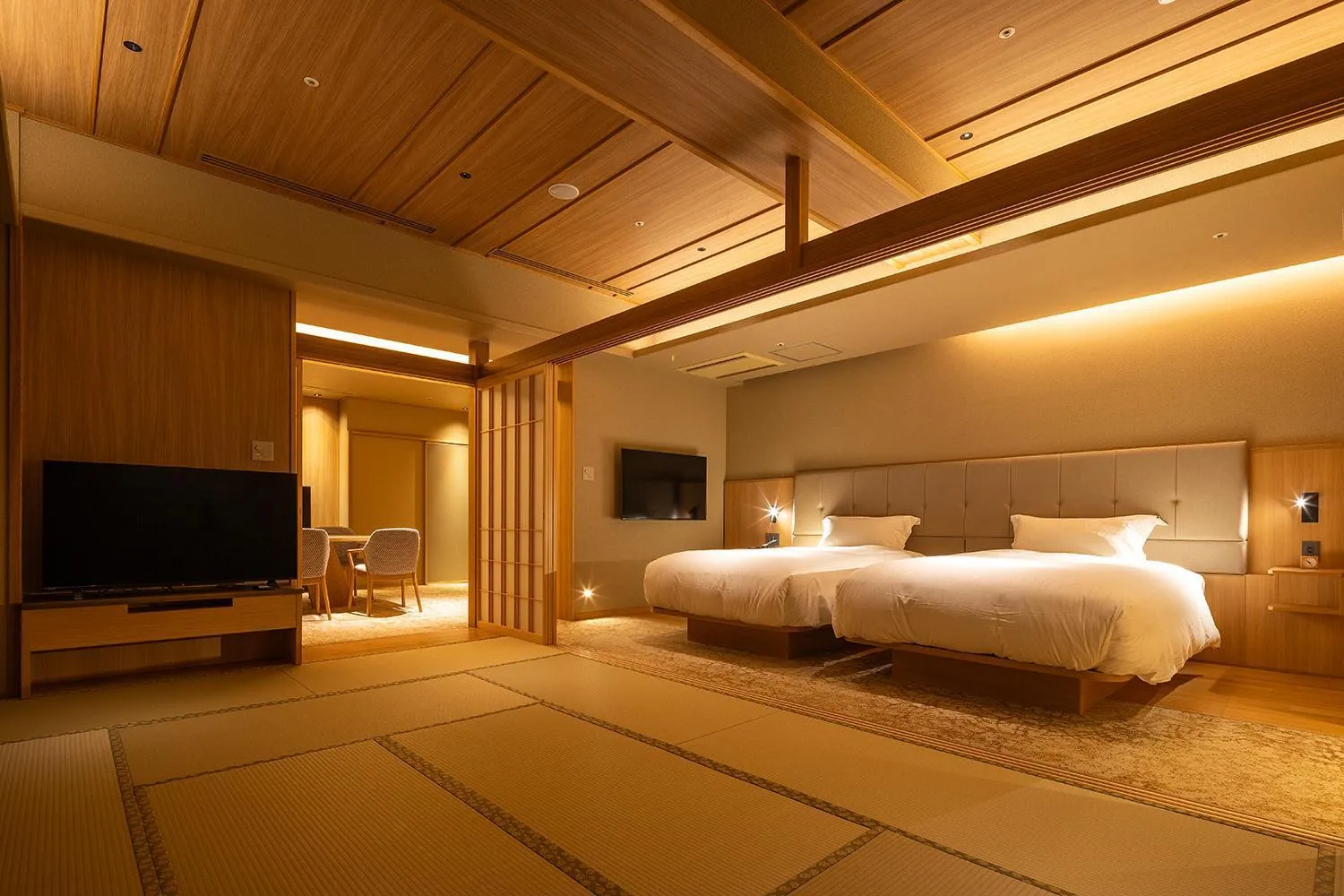 Photo of the whole room, Bed in Biwafront Hikone