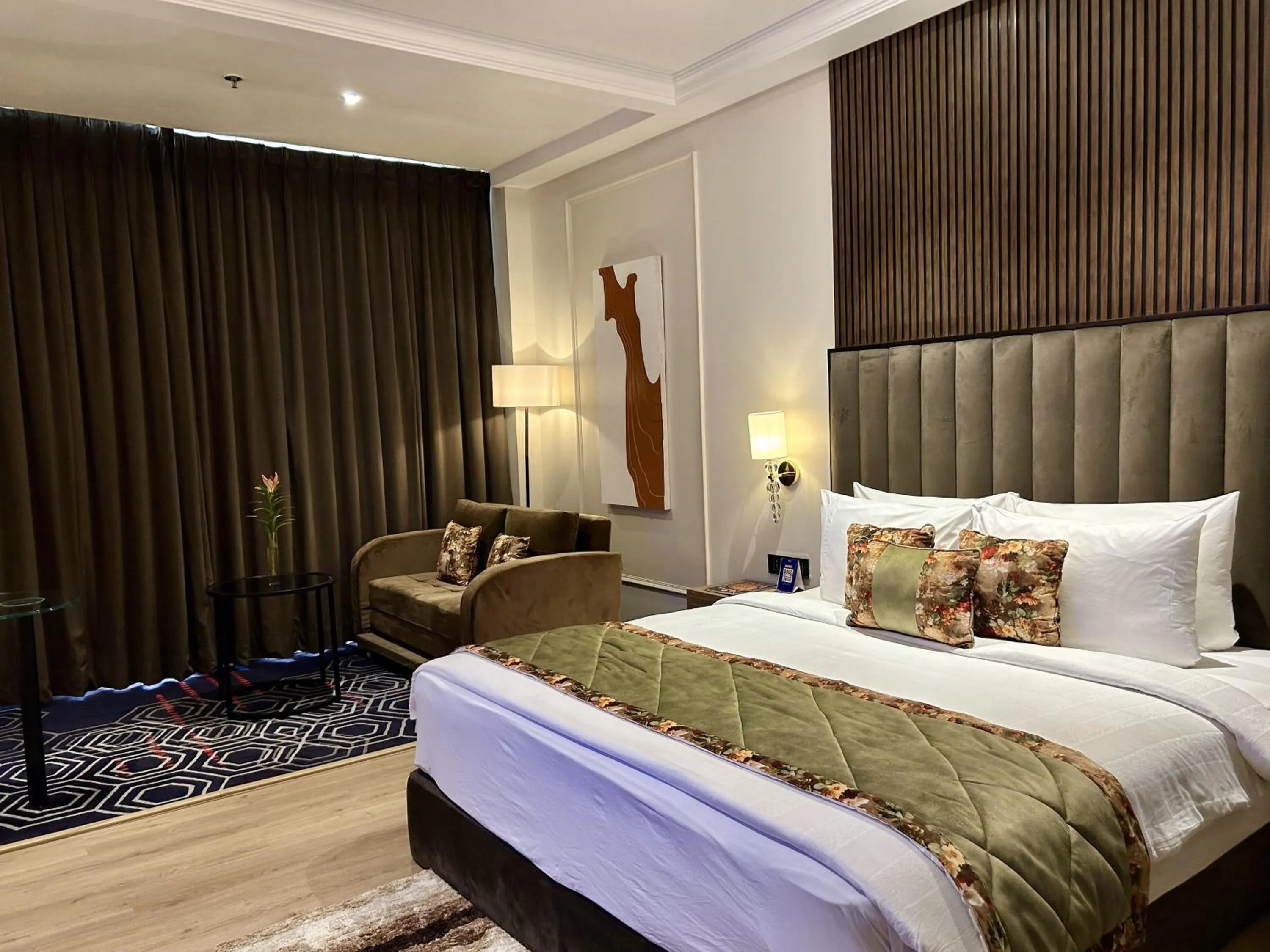 Living room, Bed in Fortune Ranjit Vihar, Amritsar - Member ITC Hotels' Group