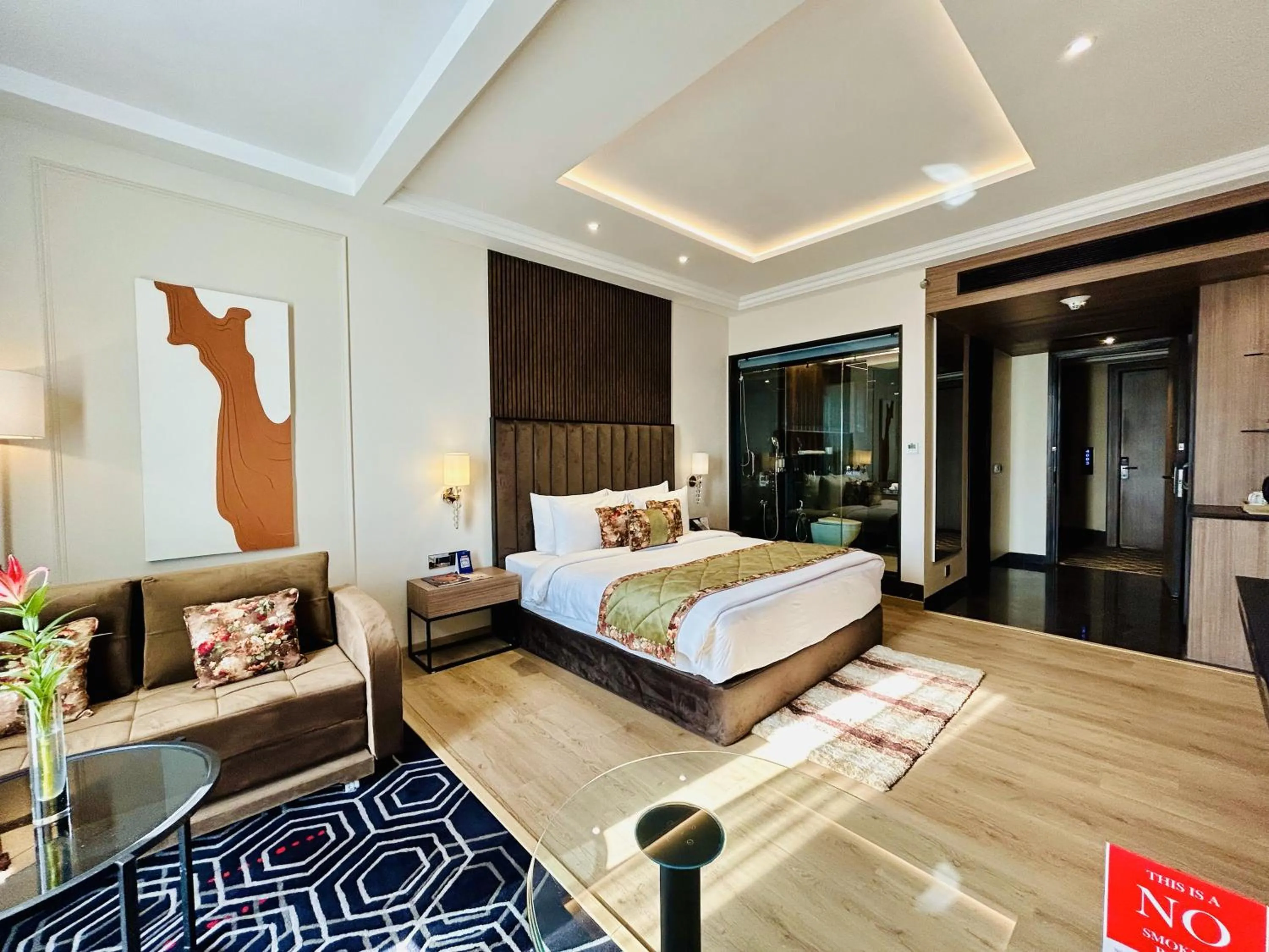 Living room, Bed in Fortune Ranjit Vihar, Amritsar - Member ITC Hotels' Group