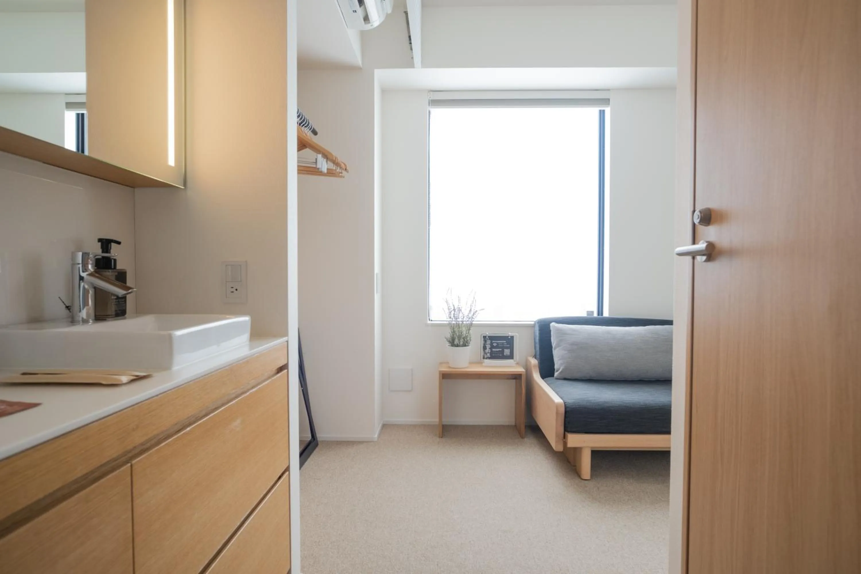 Photo of the whole room in KABIN Minamiza