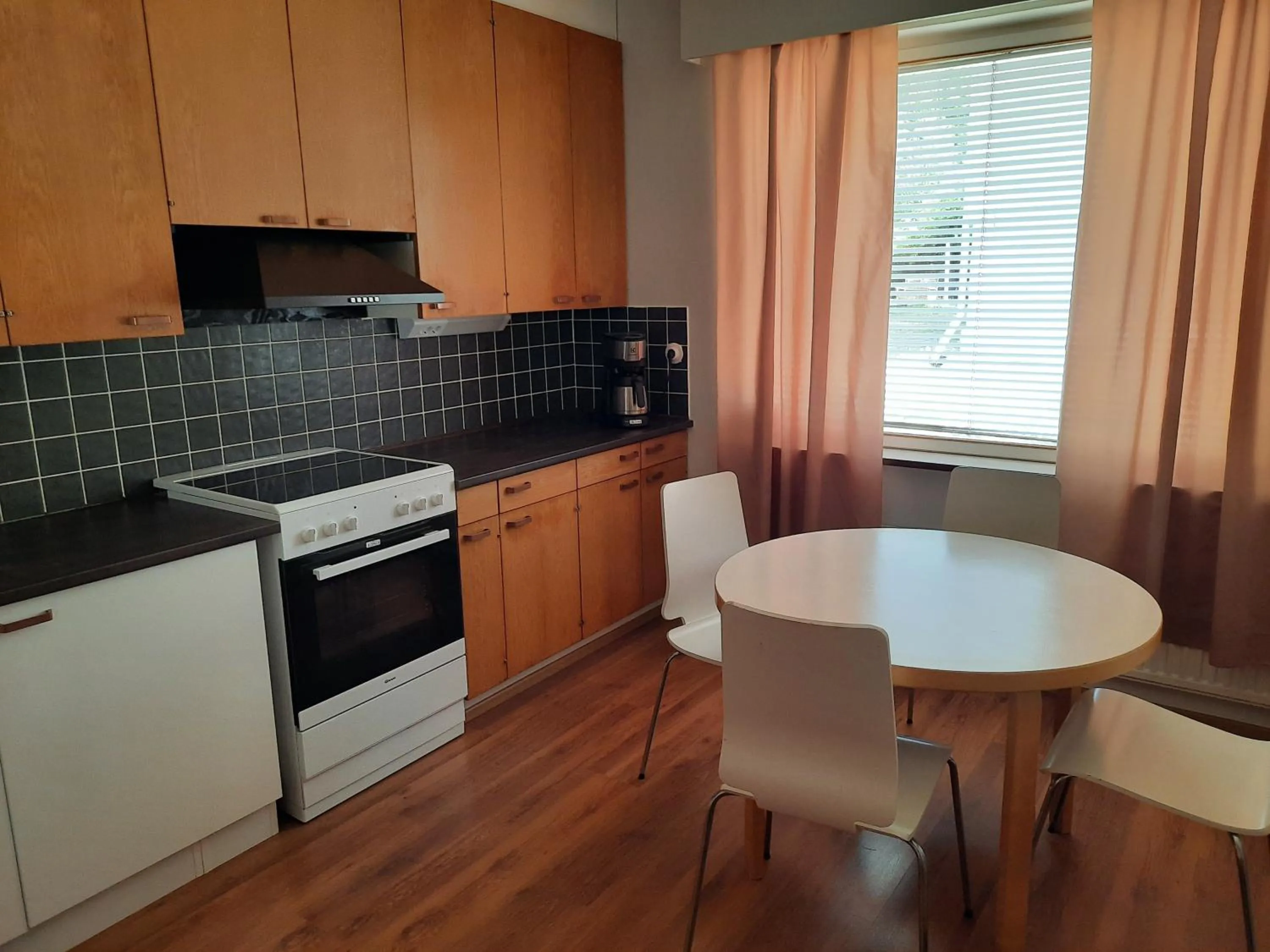 Family House Kupittaa Diplomat, Sauna, Garden, whole house for you