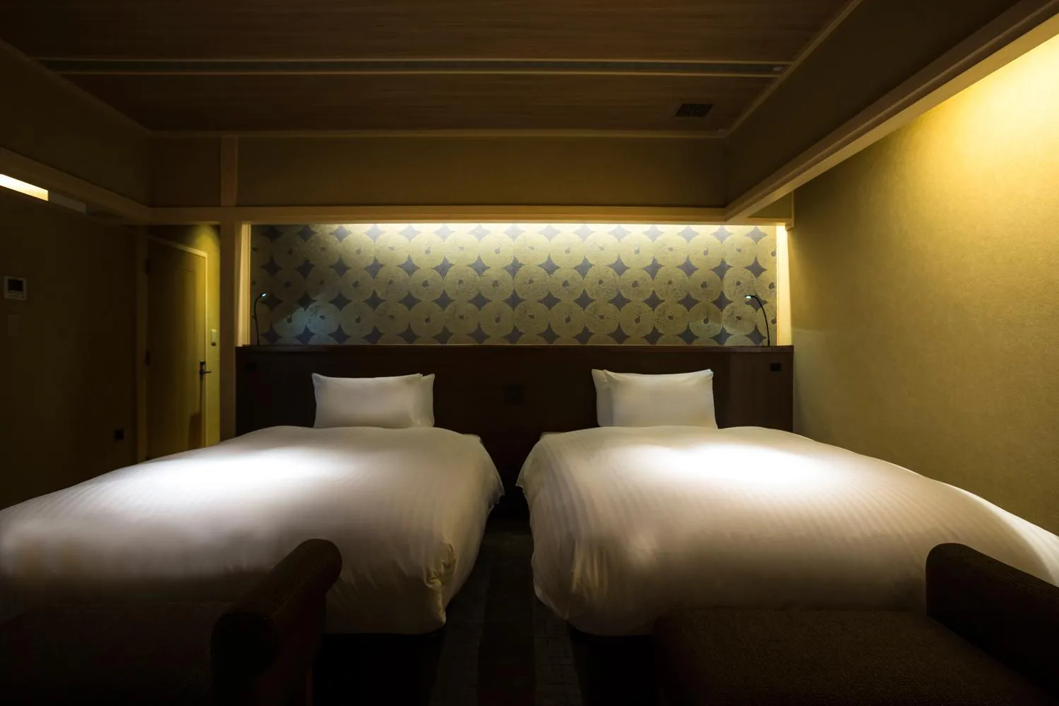 Photo of the whole room, Bed in Hotel Yuraku Kyo-yasaka