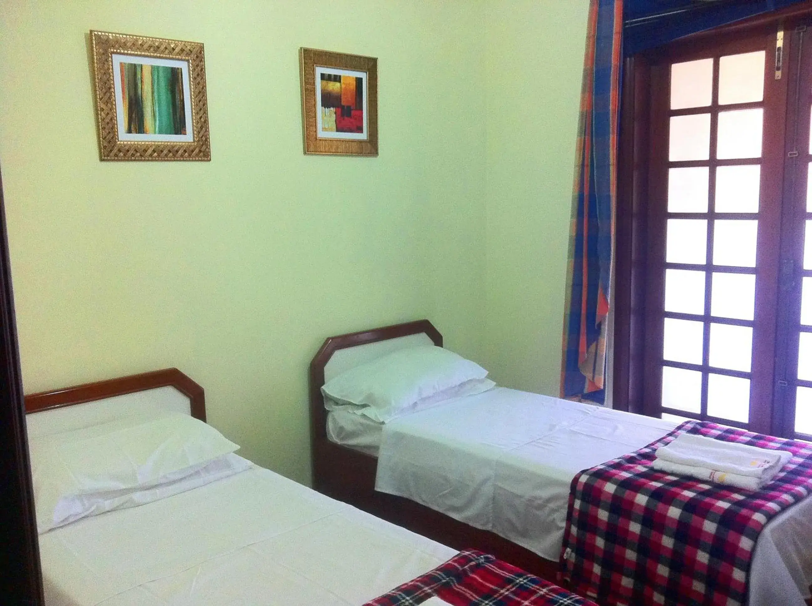 Standard Room with Private External Bathroom - single occupancy in Village Pendotiba Standard Room with Private External Bathroom - single occupancy in Village Pendotiba