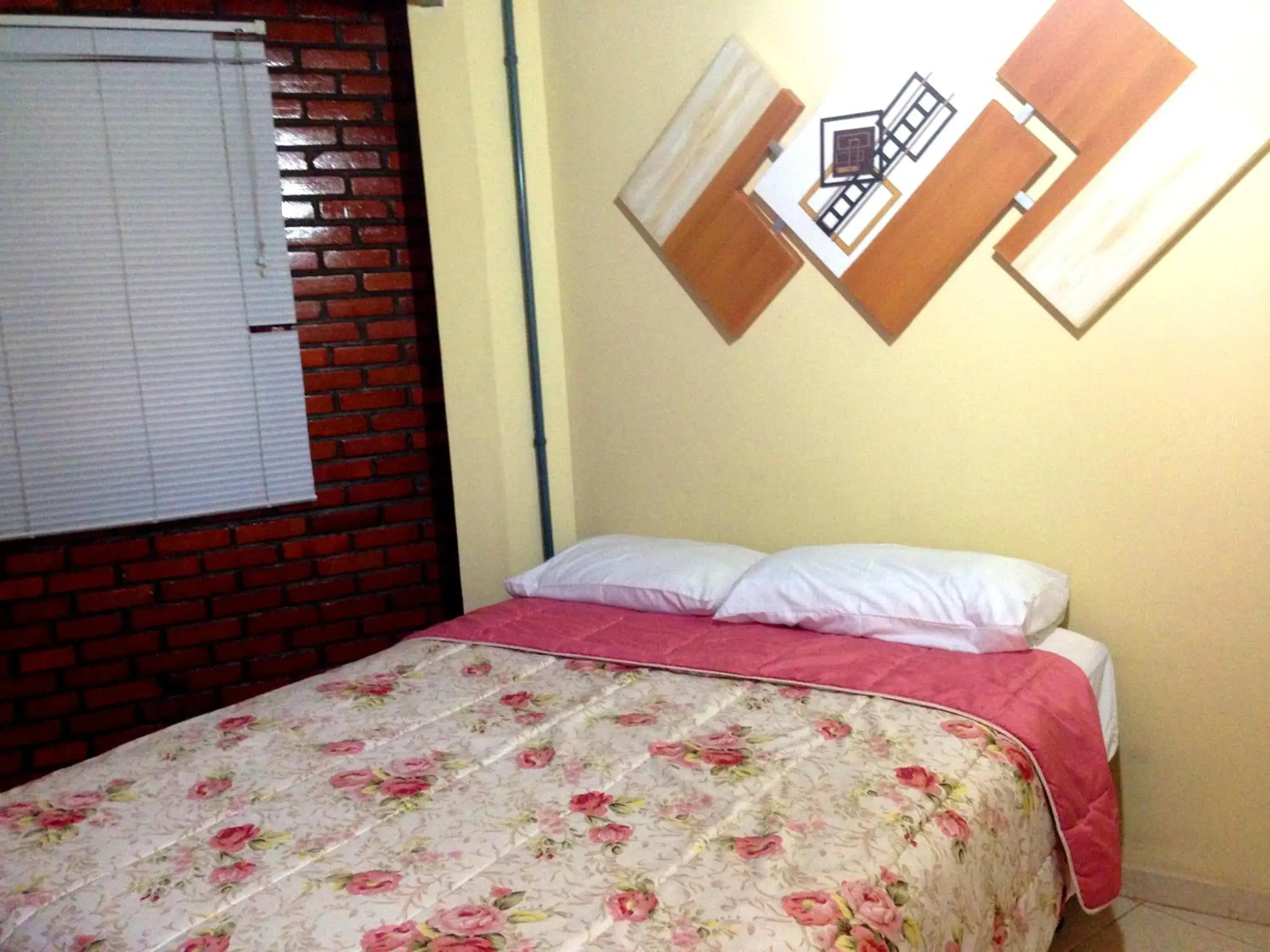 Chalet - single occupancy in Village Pendotiba Chalet - single occupancy in Village Pendotiba